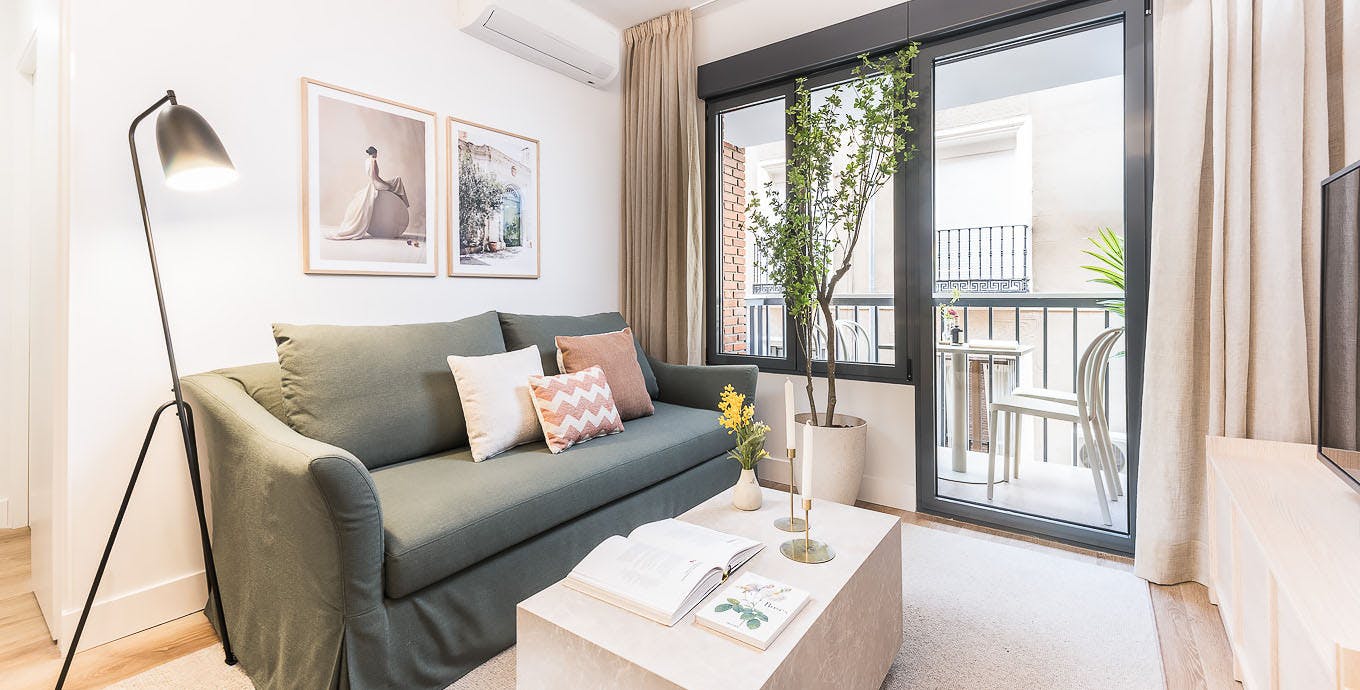1-Bedroom Apartment in Calle de San Blas, Madrid (1725060) ROOM