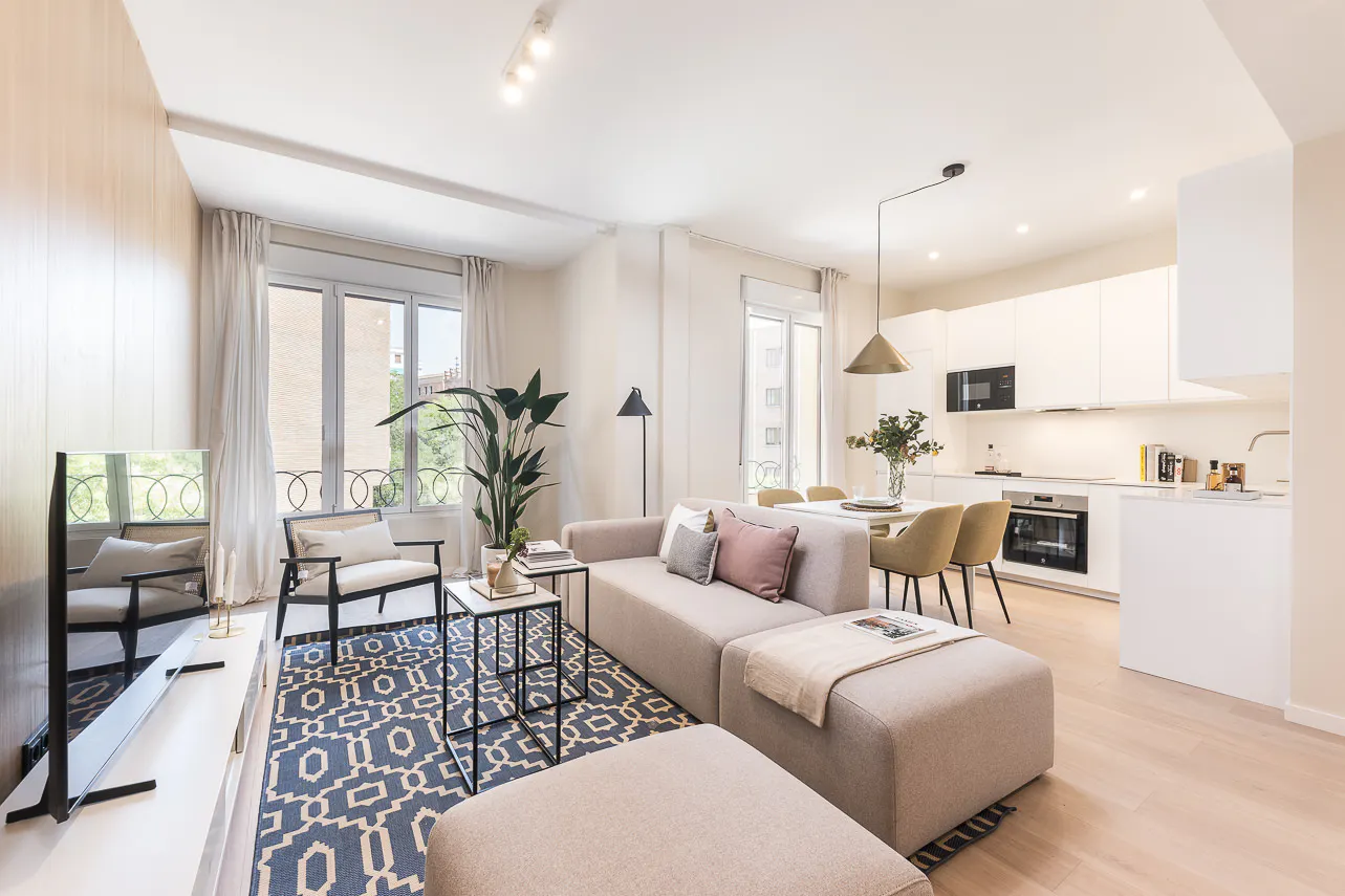 3-Bedroom Apartment in Calle de Santa Engracia, Madrid (1725077) COMMON_AREA 1