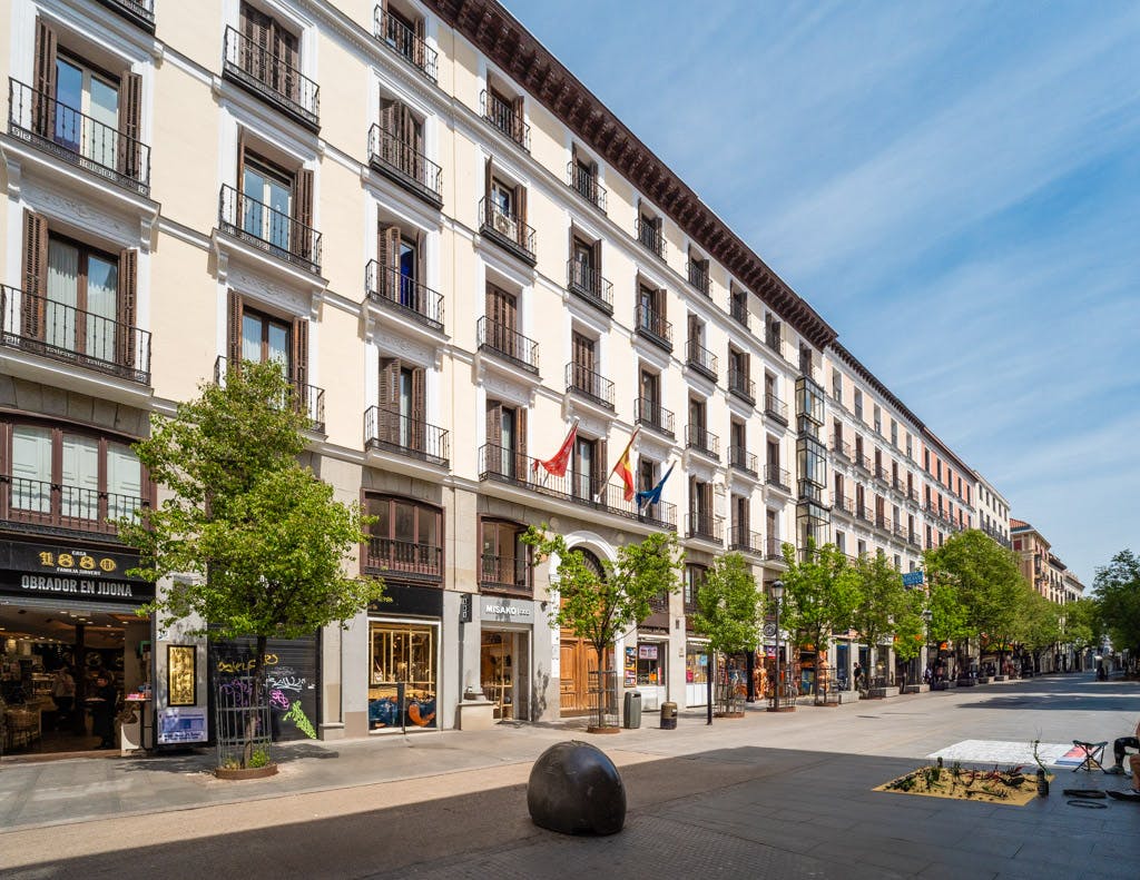 4-Bedroom Apartment in Calle del Arenal, Madrid (1725141) ROOM