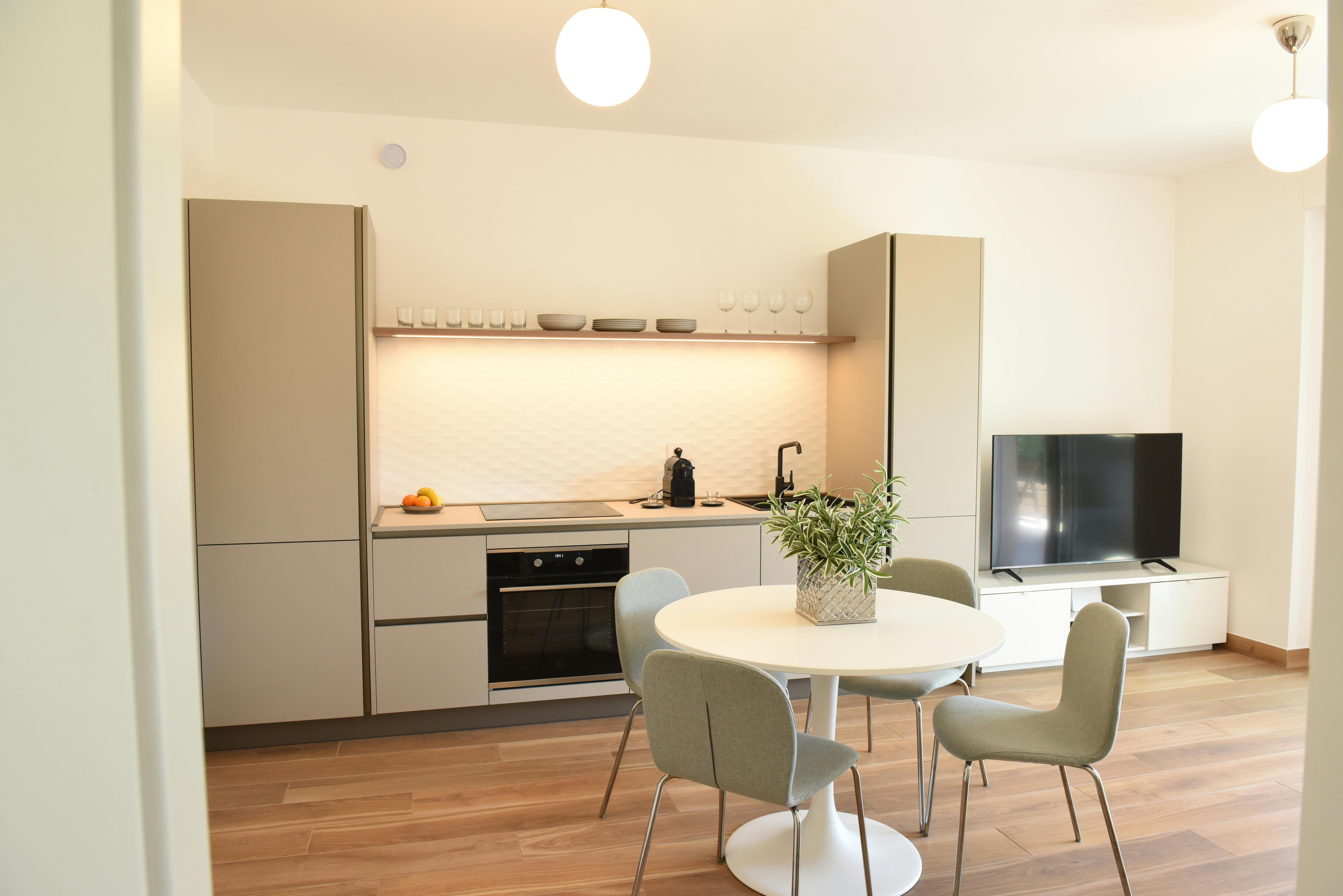 Appartamento in affitto a 2100 € al mese a Rome, Via Claudio Achillini