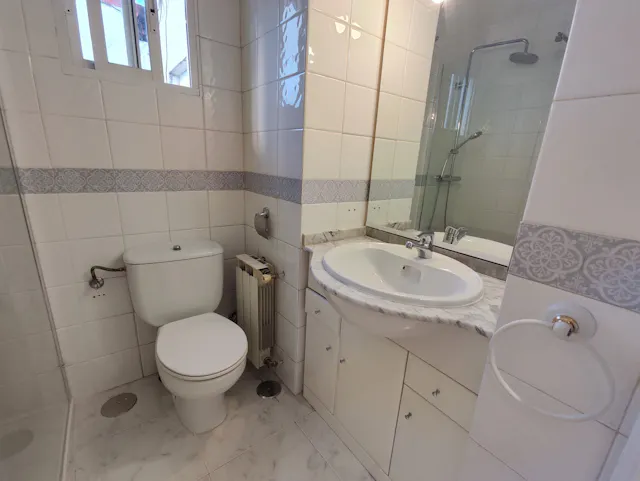 Private room in Calle de Gaztambide, Madrid (1725150) room image 10