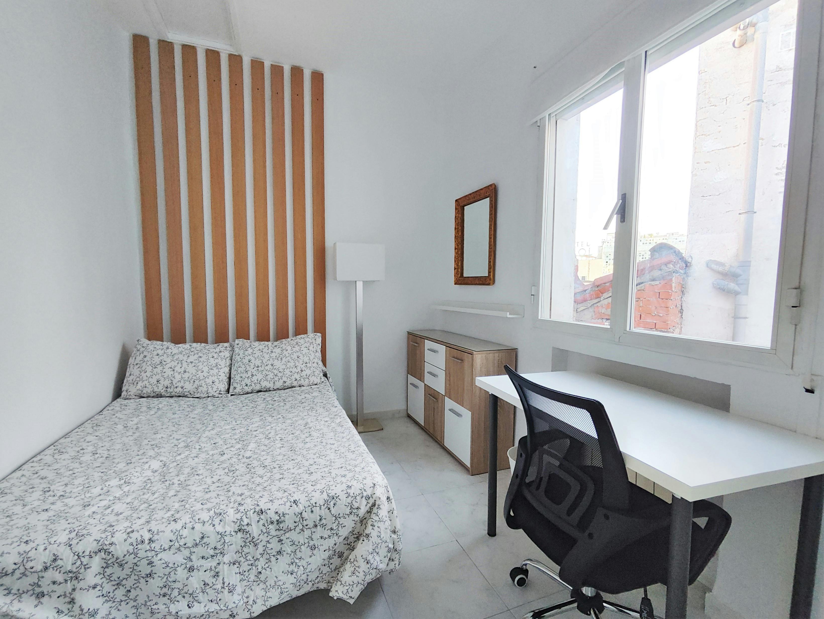 Private room in Calle de Gaztambide, Madrid (1725151) room image 1