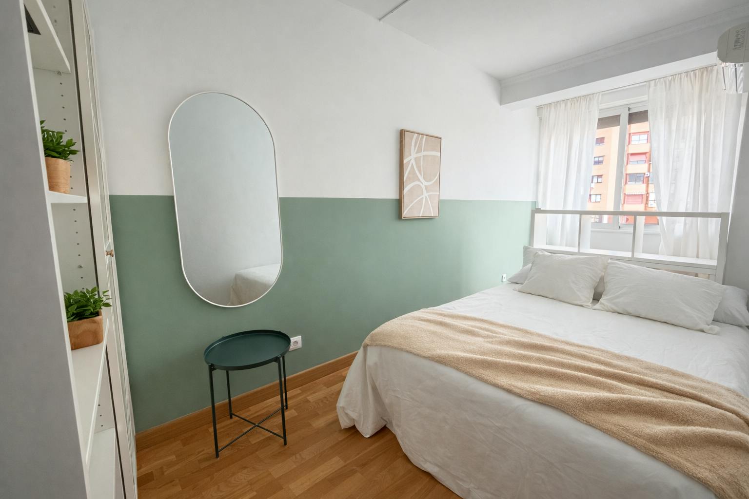 6-Bedroom Apartment in Calle de Juan Duque, Madrid (1725172) room image 1