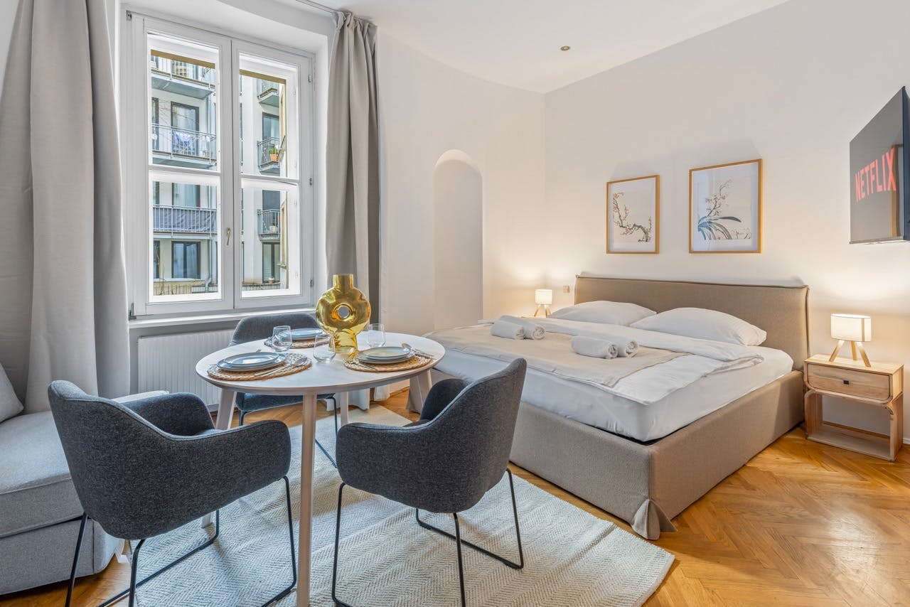 Studio for rent for €2,300 per month in Vienna, Judenplatz