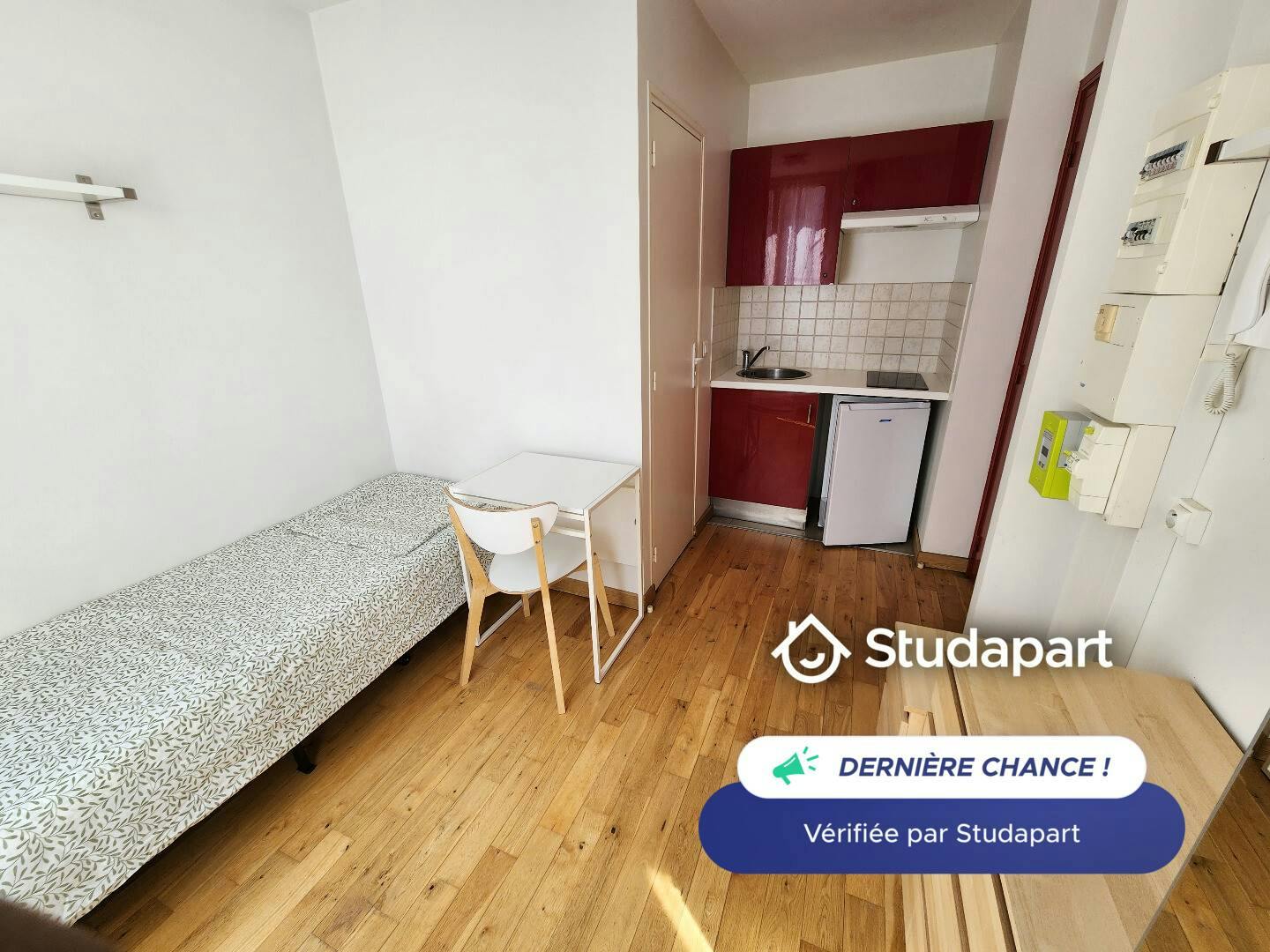 Appartamento in affitto a 350 € al mese a Reims, Rue Marie Clémence Fouriaux