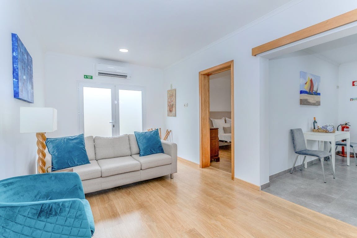 Casa in affitto a 10 € al mese a São Roque, Rua Pico das Canas