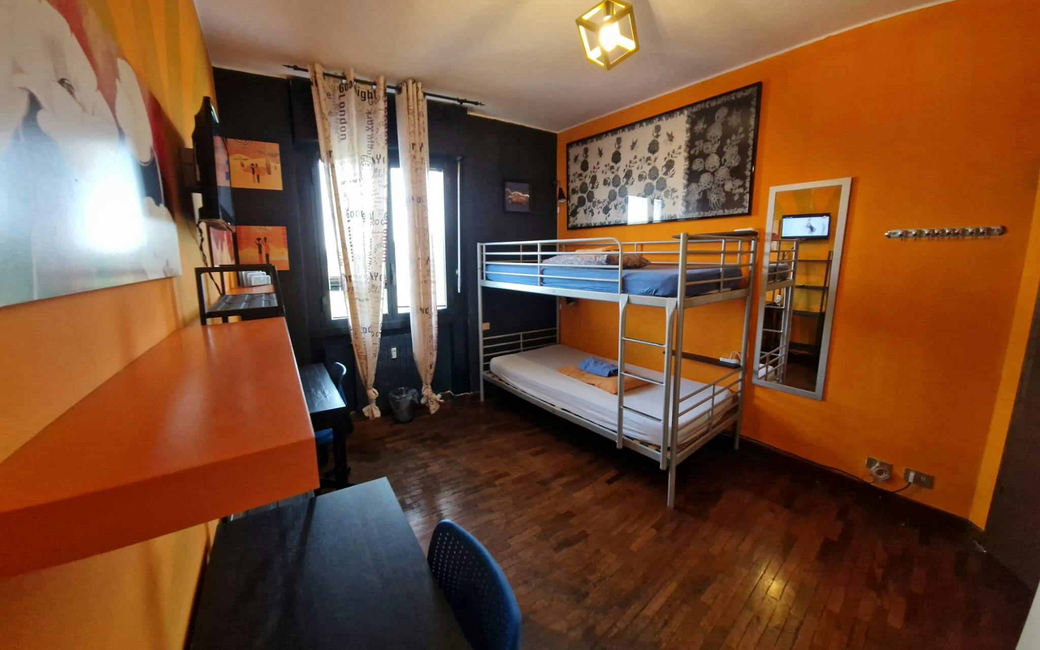 Shared room in Via Giovanni Carnovali, Bergamo (1725313) ROOM 3