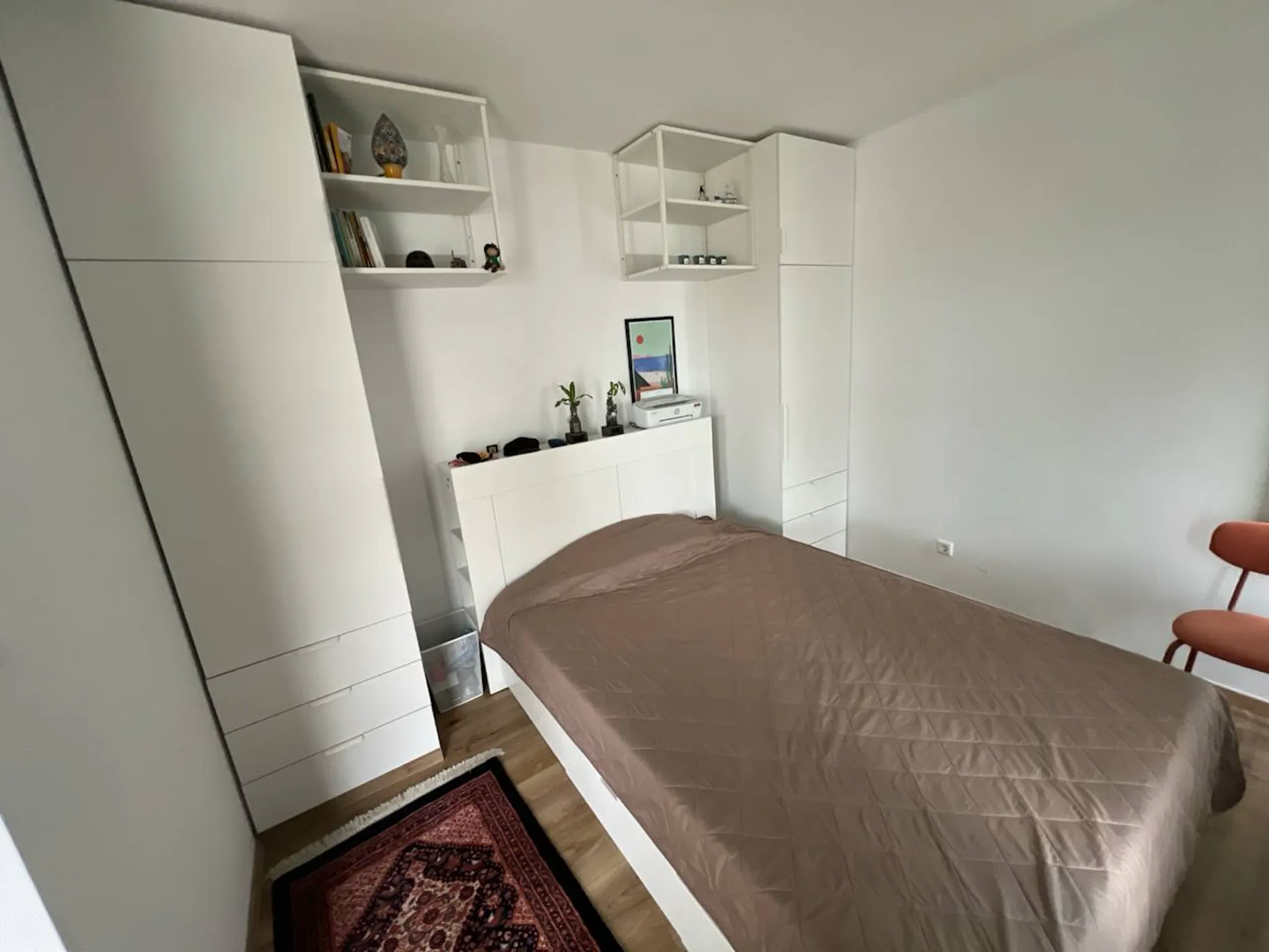 Schlangenbader Straße, Berlin preview