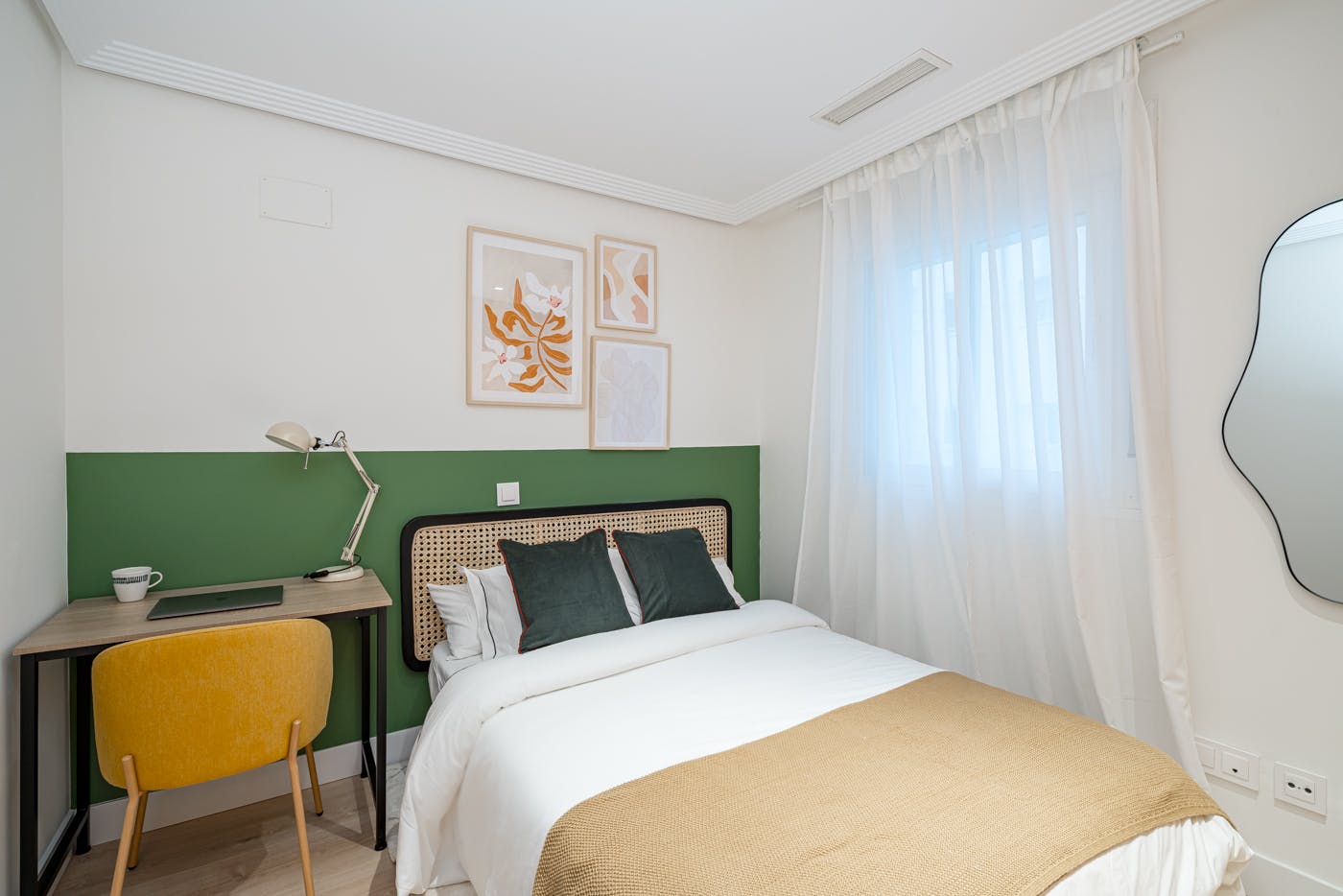 Calle del Doctor Fleming, Madrid preview