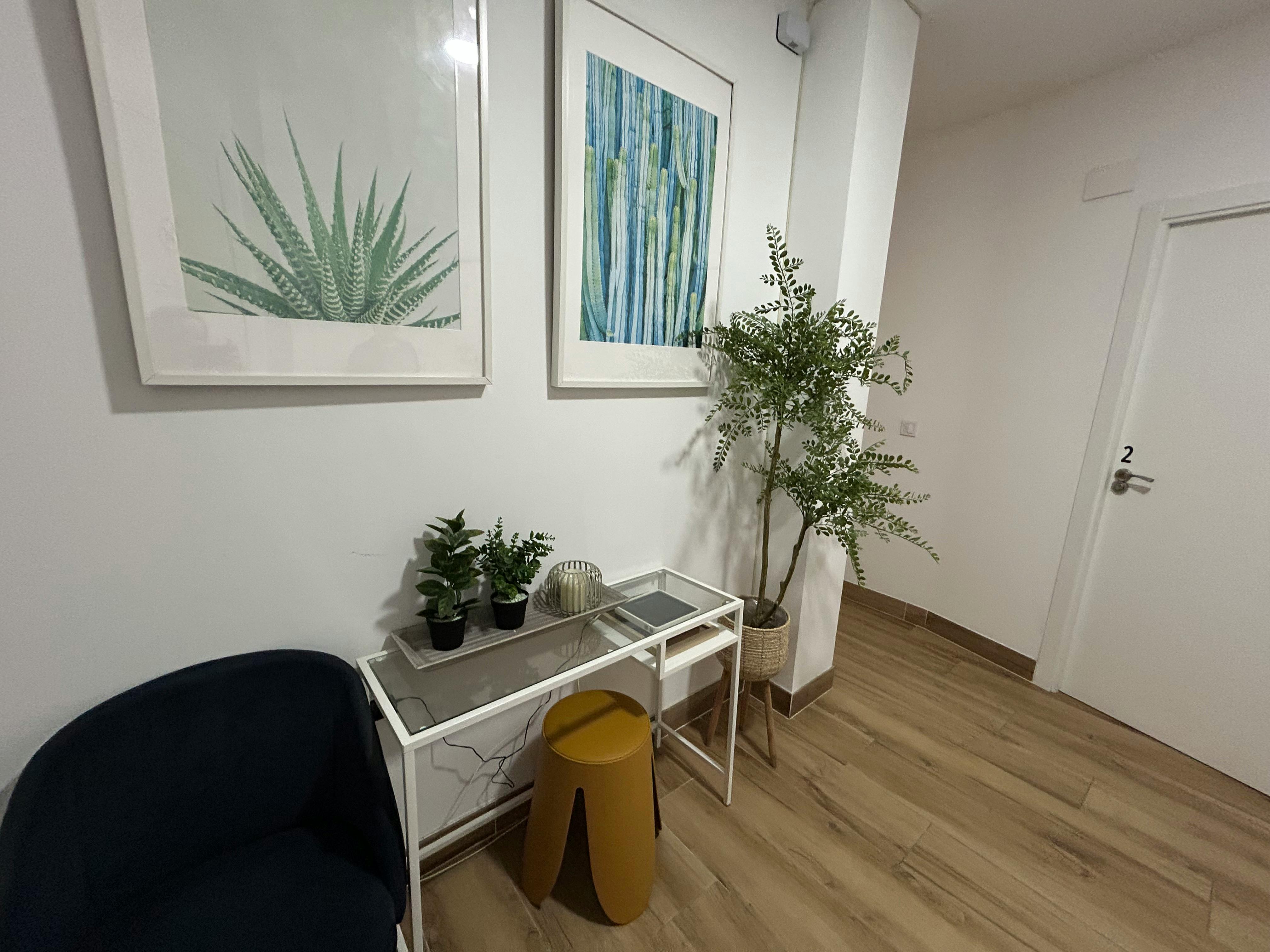 Private room in Carrer del Clariano, Valencia (1725461) room image 10