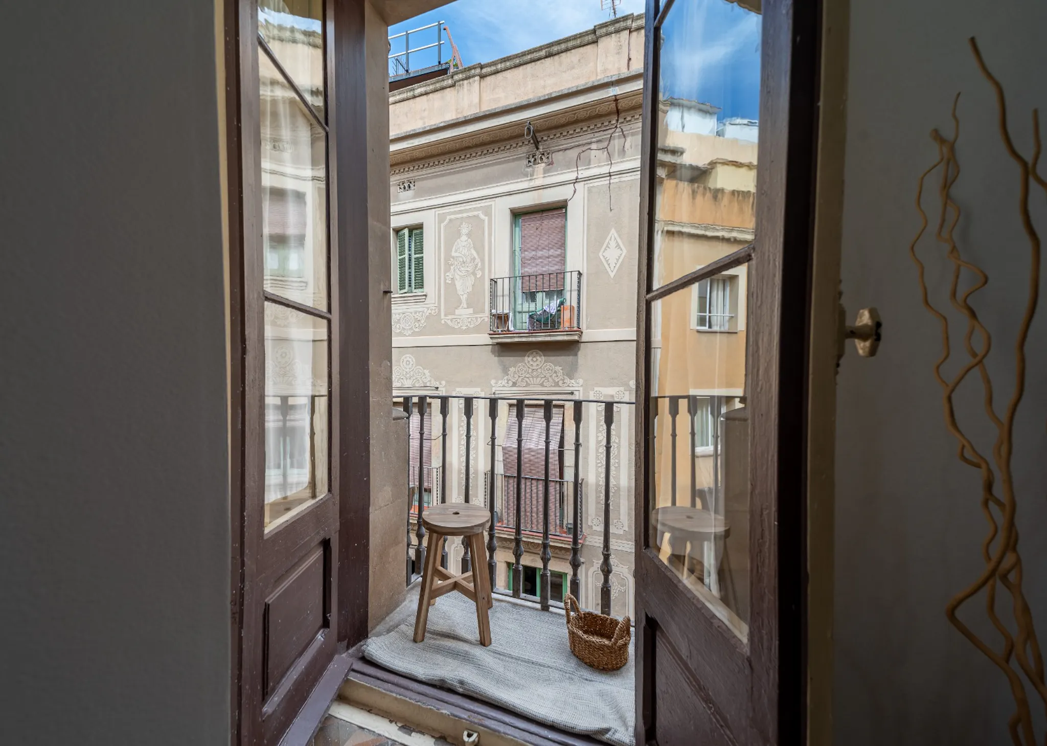 Carrer de Santa Anna, Barcelona preview