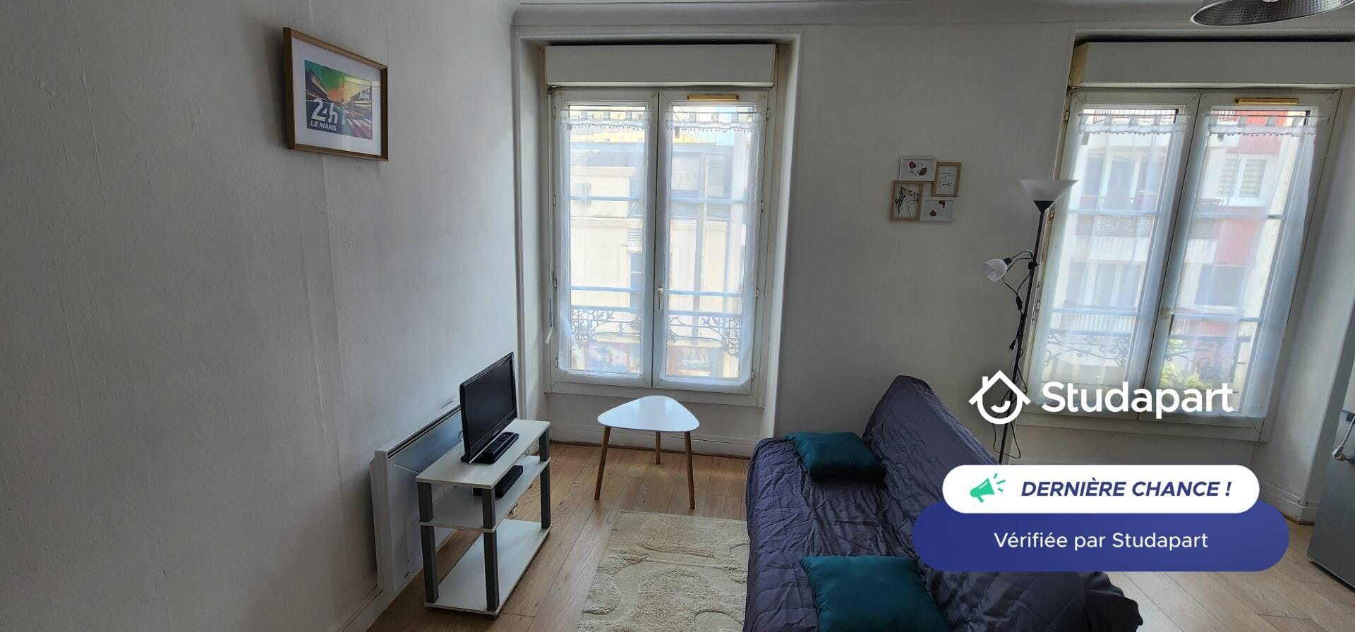 Apartamento para alugar por € 600 por mês em Le Mans, Rue du Port