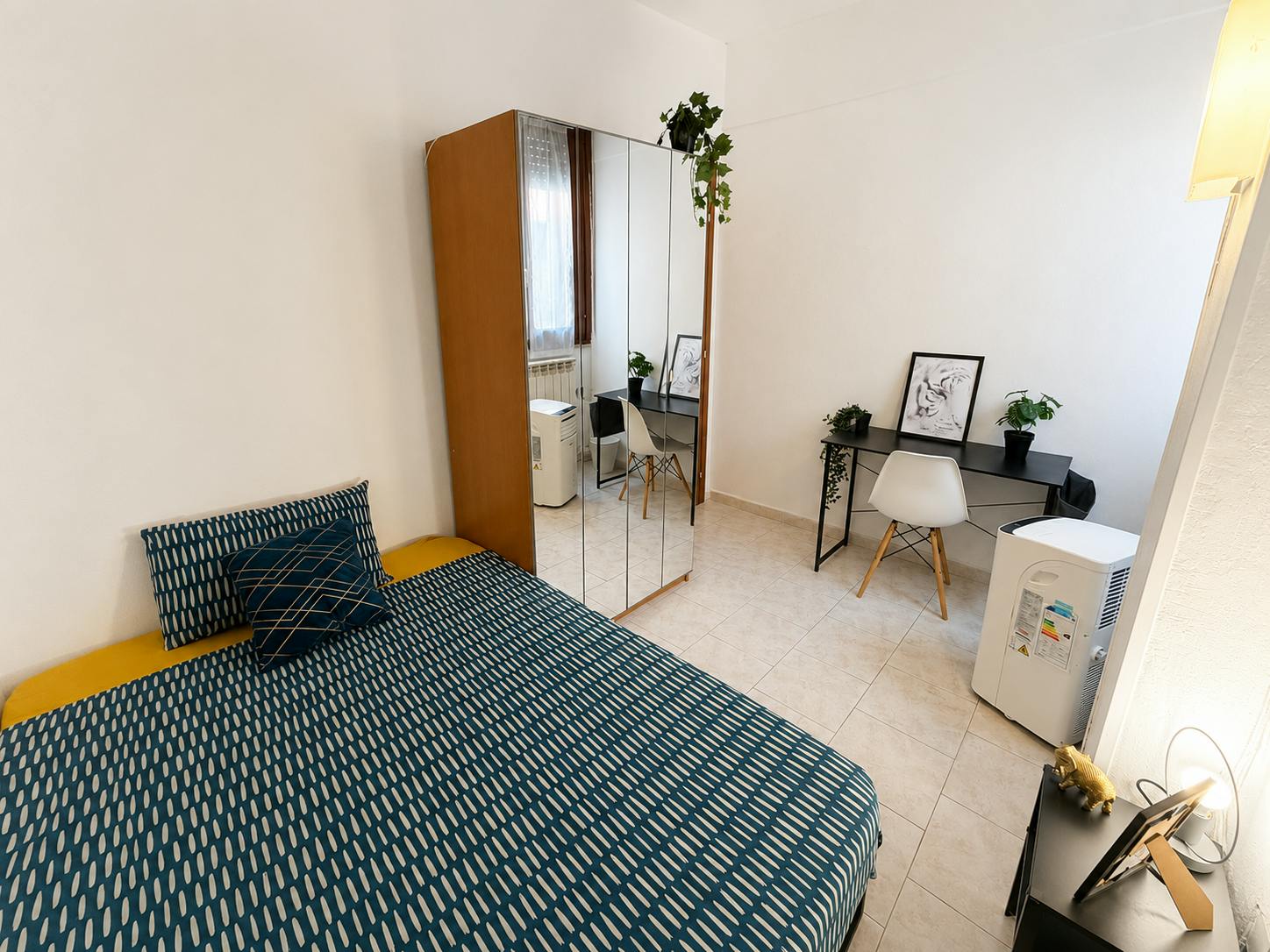 Private room in Via Foggia, Milan (1725684) room image 1