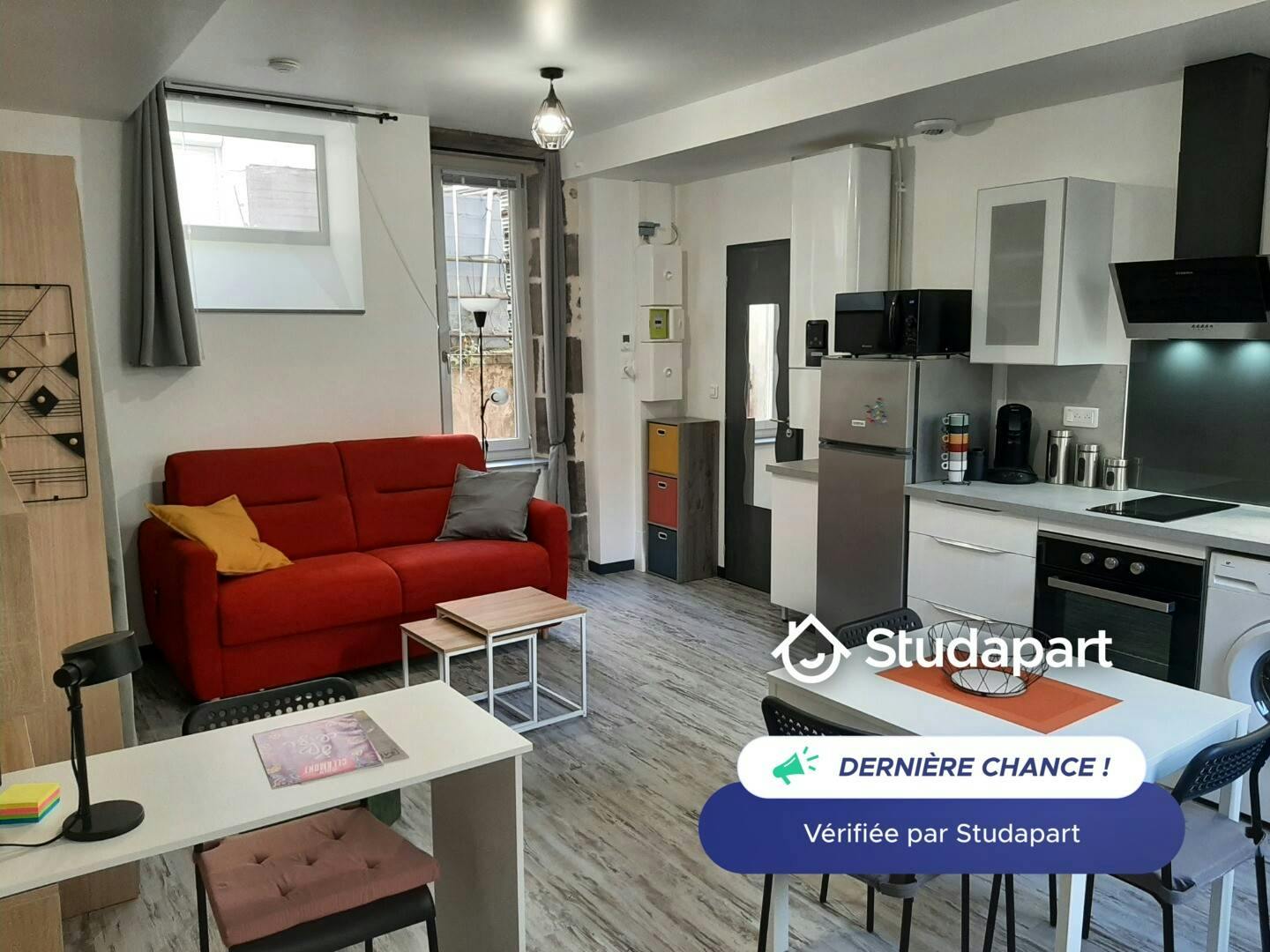 Wohnung zu mieten für 555 € pro Monat in Clermont-Ferrand, Rue Montorcier