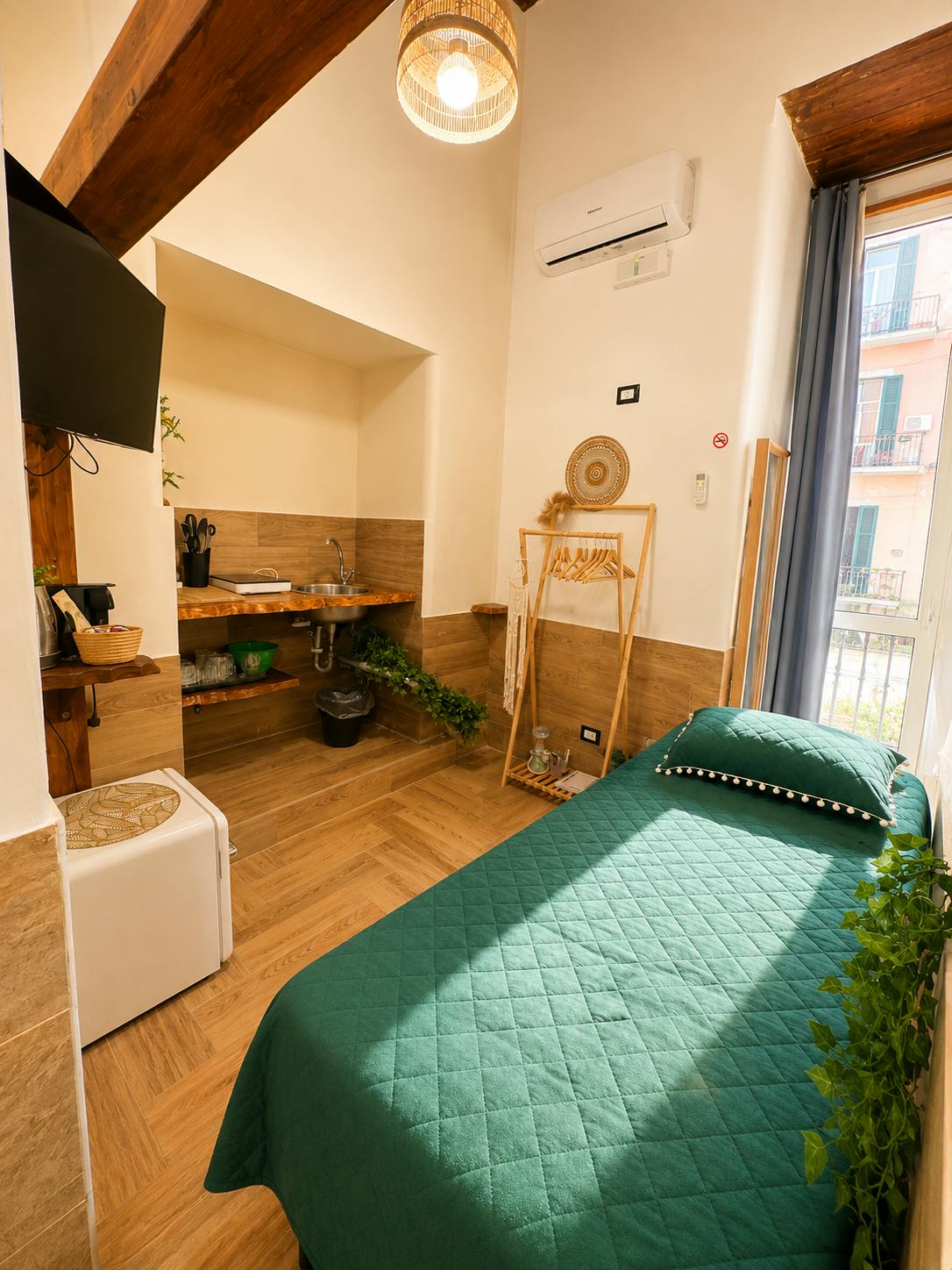 Studio à louer pour 540 €/mois à Naples, Piazza Principe Umberto