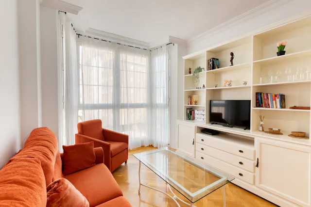1-Bedroom Apartment in Avenida de Isabel de Valois, Madrid (1725857) room image 2