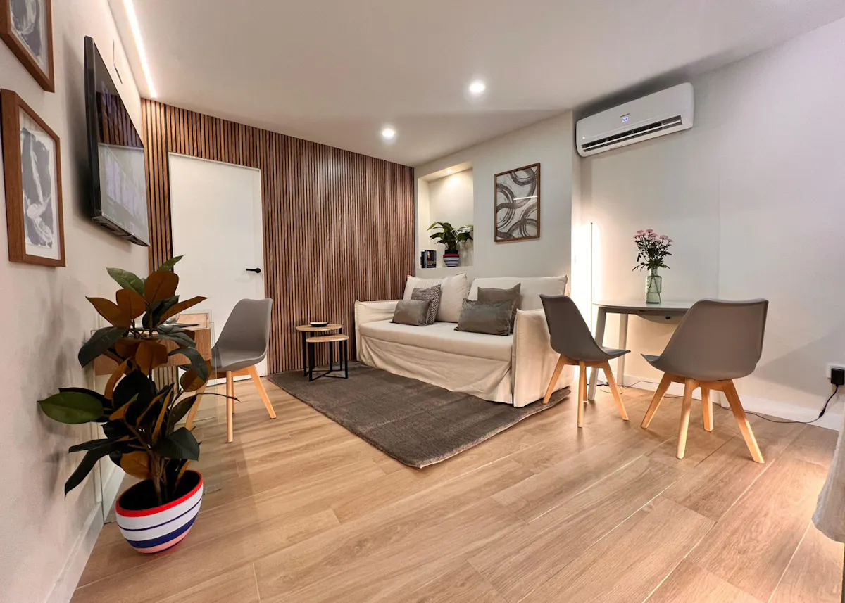 1-Bedroom Apartment in Plaza de los Mostenses, Madrid (1725860) ROOM
