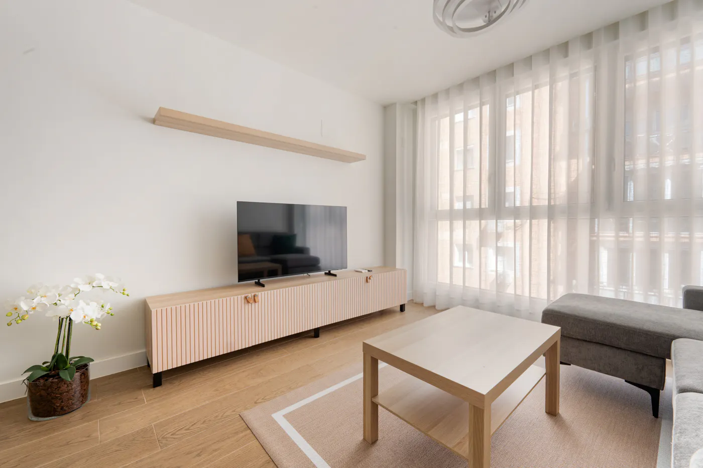 3-Bedroom Apartment in Calle de San Aquilino, Madrid (1725861) ROOM 2