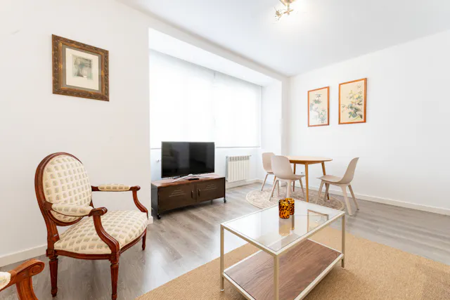 1-Bedroom Apartment in Calle de la Farmacia, Madrid (1725872) room image 2