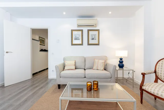 1-Bedroom Apartment in Calle de la Farmacia, Madrid (1725872) room image 10