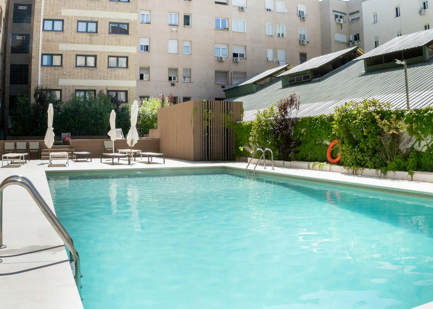 1-Bedroom Apartment in Calle de Juan Bravo, Madrid (1725873) ROOM