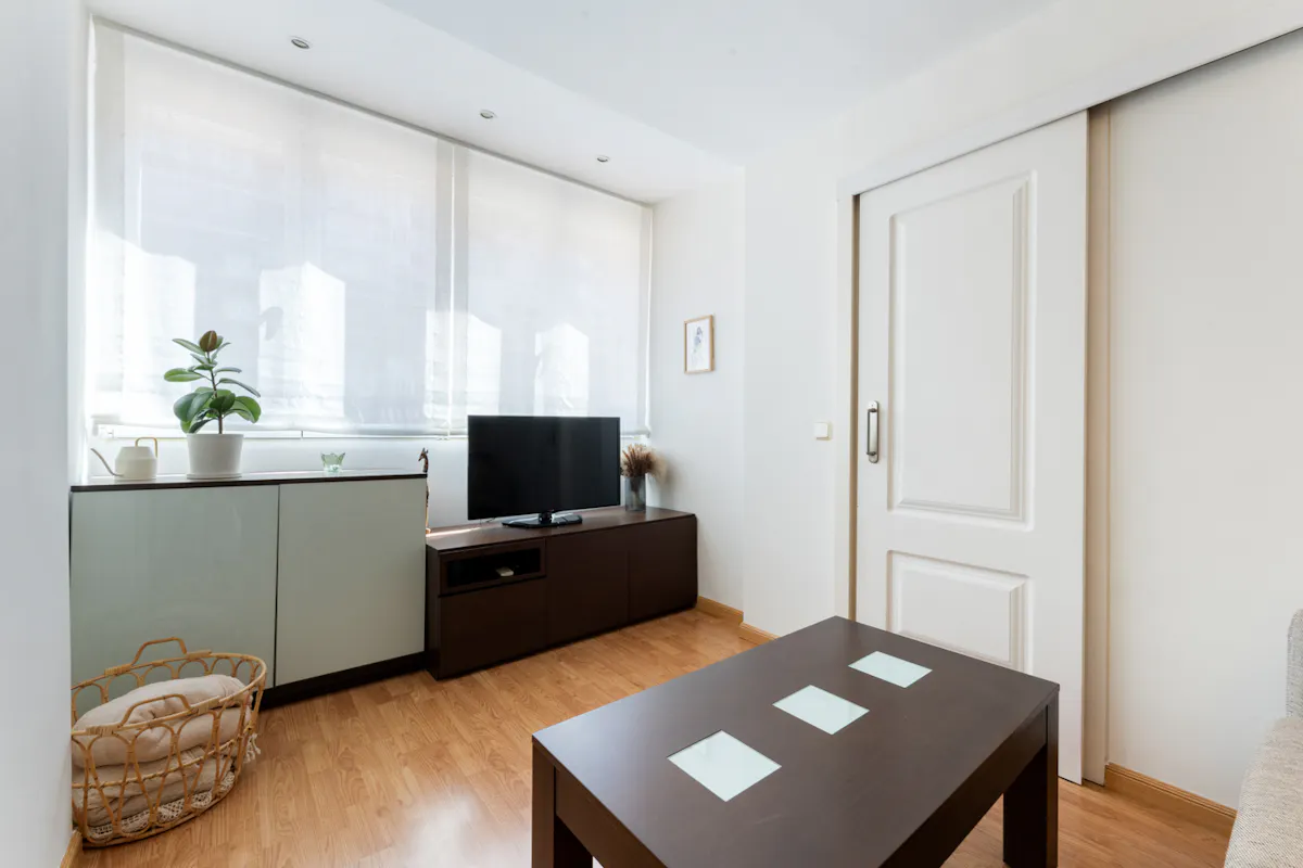 1-Bedroom Apartment in Calle de la Virgen de Lourdes, Madrid (1725874) ROOM
