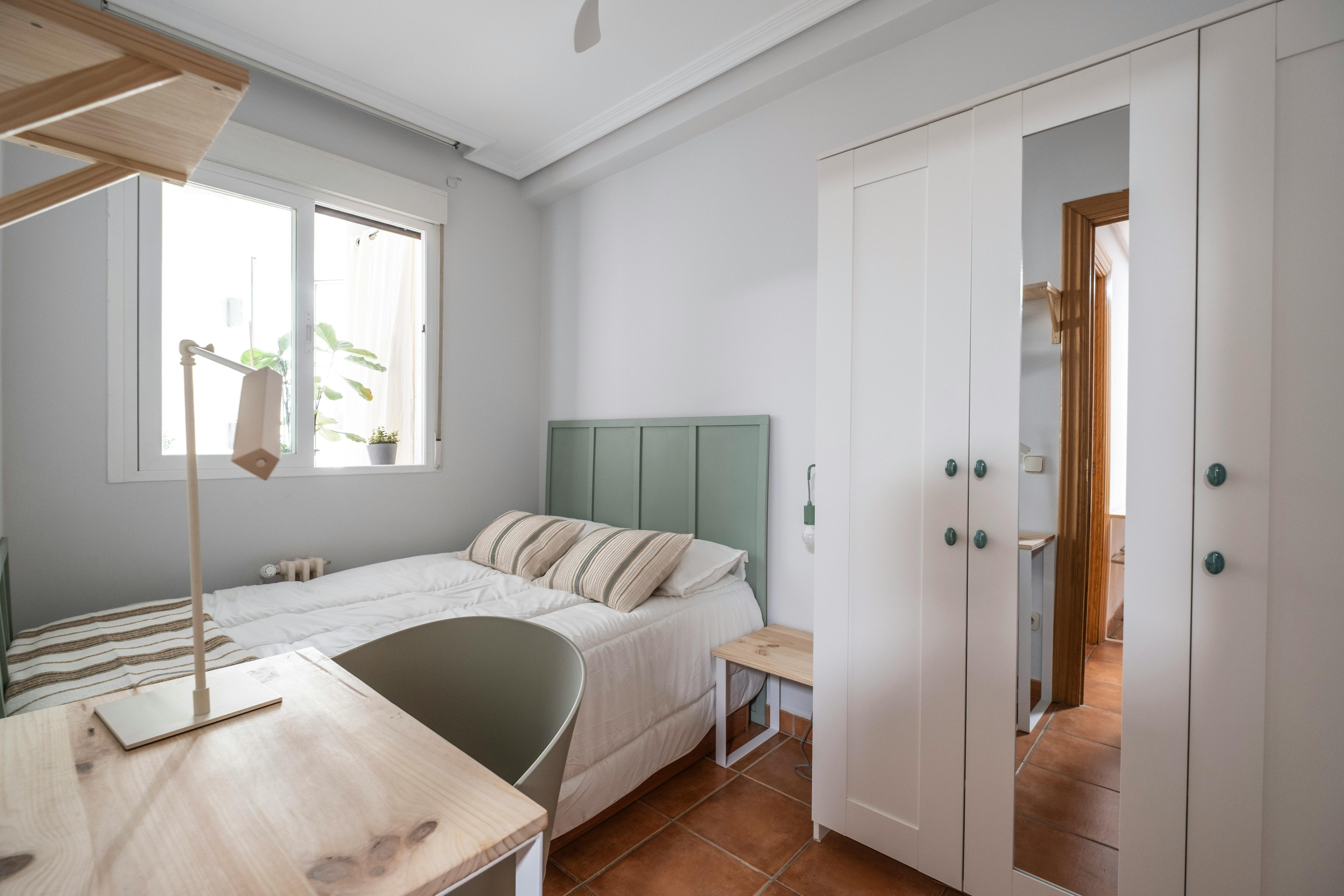 Calle de la Alameda, Madrid preview