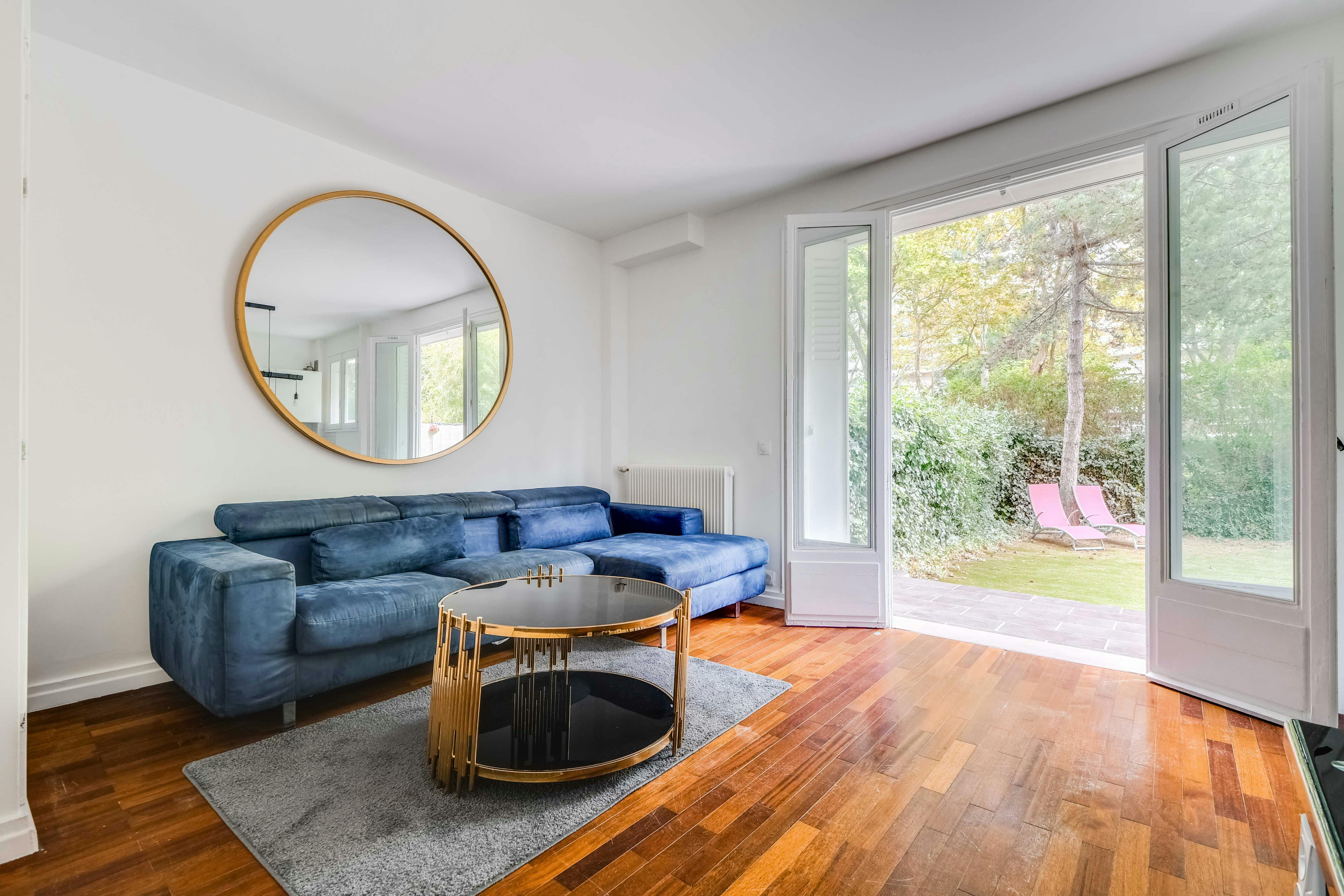 Boulevard Victor Hugo, Neuilly-sur-Seine preview