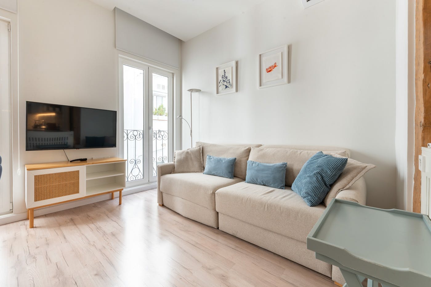 2-Bedroom Apartment in Calle del Almirante, Madrid (1725980) ROOM 1