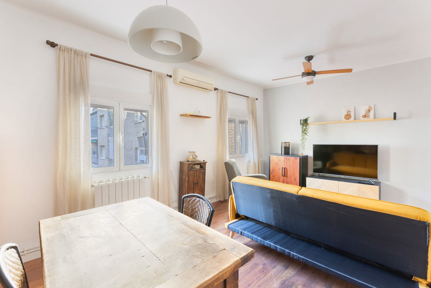 2-Bedroom Apartment in Calle de la Iglesia, Madrid (1726022) ROOM 4