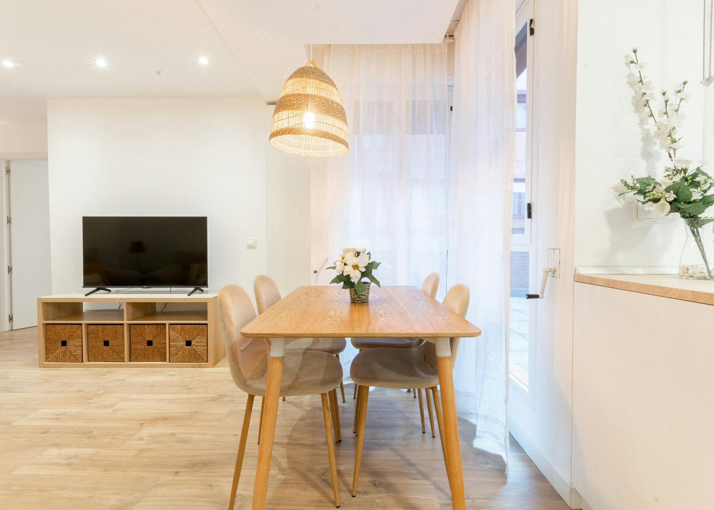 2-Bedroom Apartment in Paseo de las Acacias, Madrid (1726023) ROOM 4