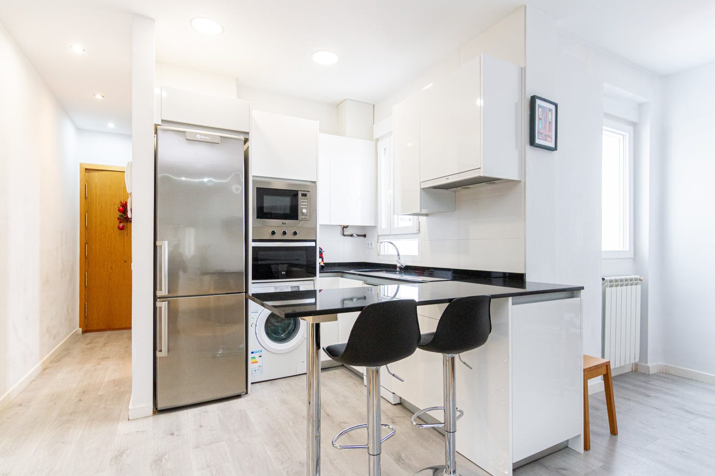 2-Bedroom Apartment in Calle de María de Guzmán, Madrid (1726025) room image 10