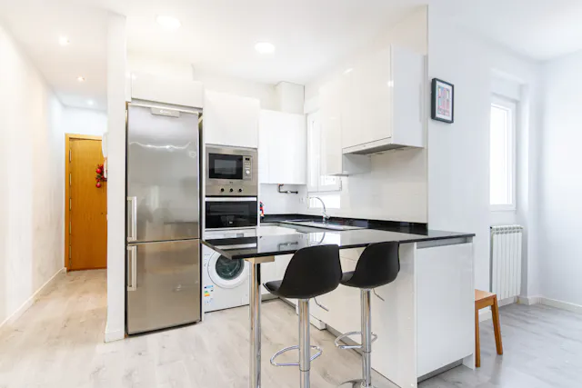 2-Bedroom Apartment in Calle de María de Guzmán, Madrid (1726025) room image 10