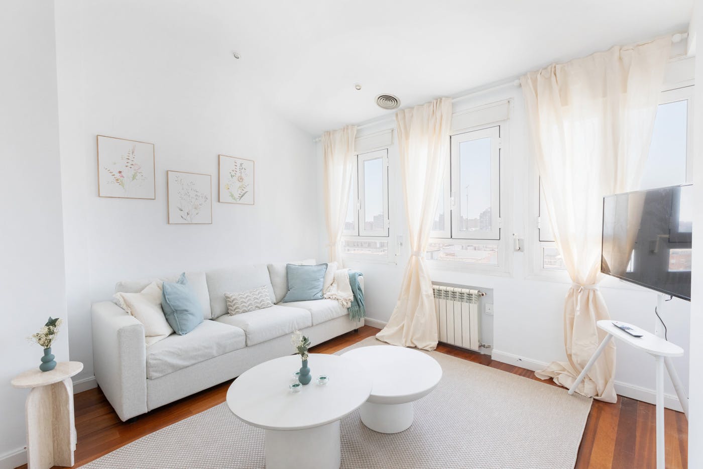 3-Bedroom Apartment in Calle de Goya, Madrid (1726029) ROOM 1