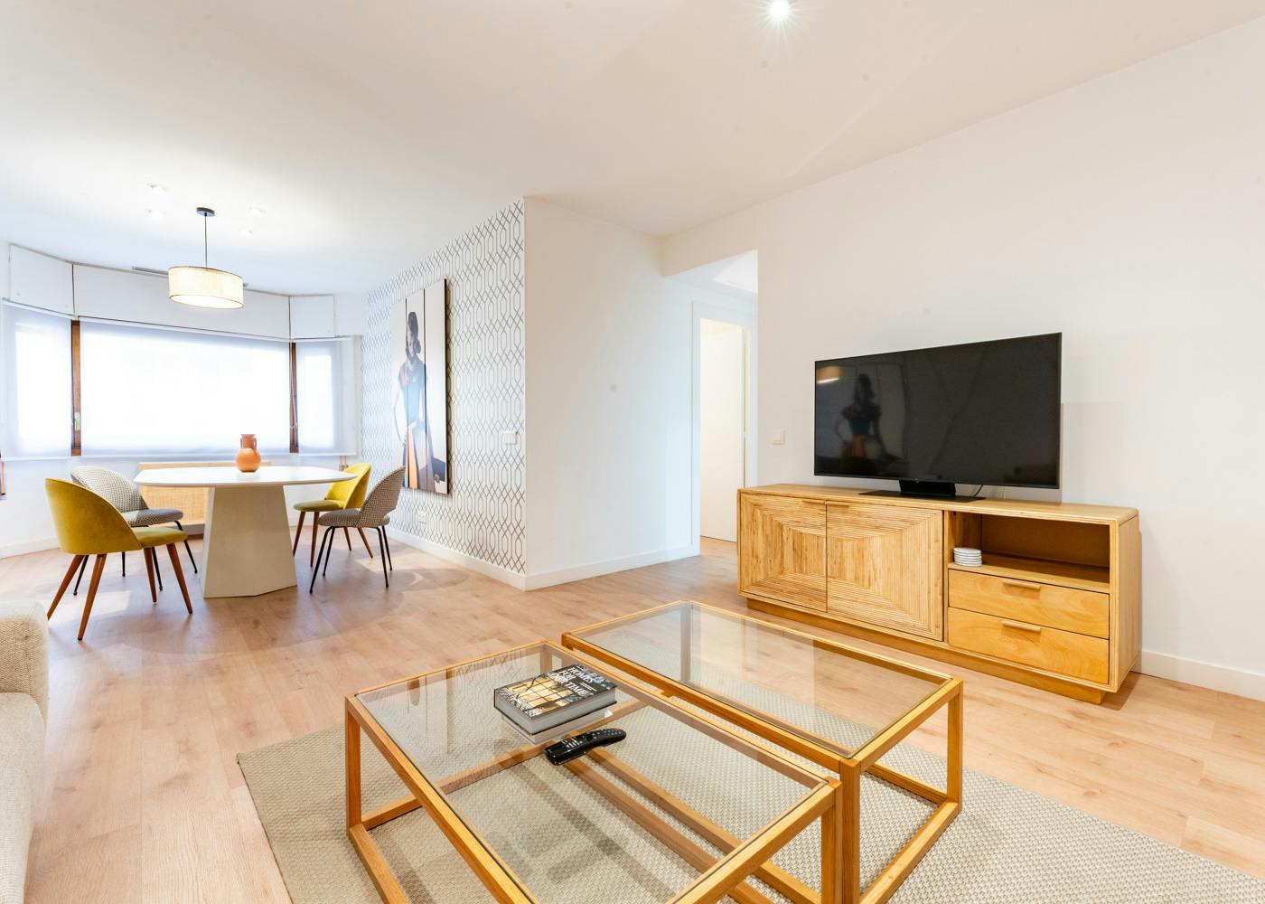 2-Bedroom Apartment in Calle del Conde de Aranda, Madrid (1726031) ROOM 1