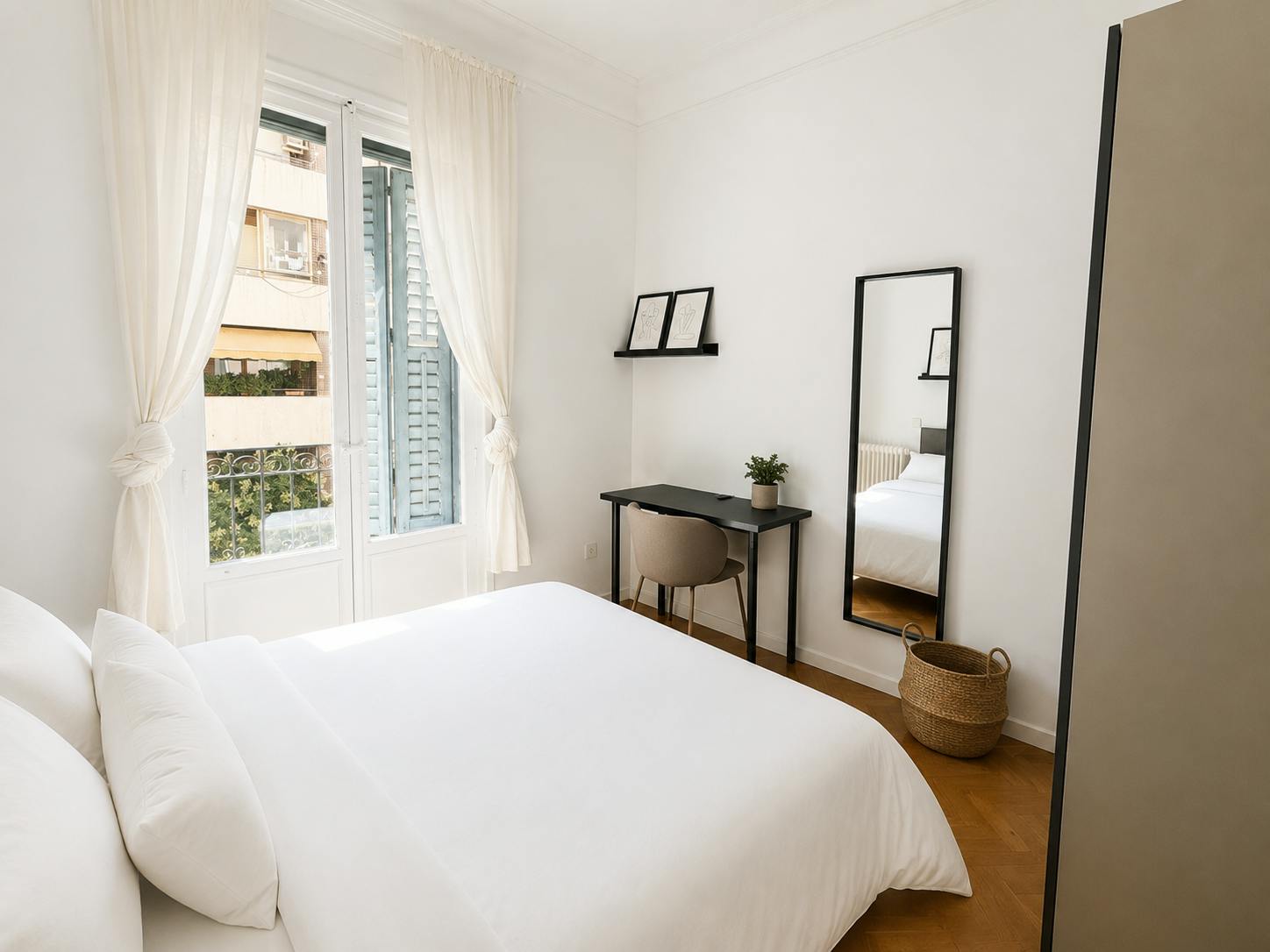5-Bedroom Apartment in Calle de Andrés Mellado, Madrid (1726051) room image 2