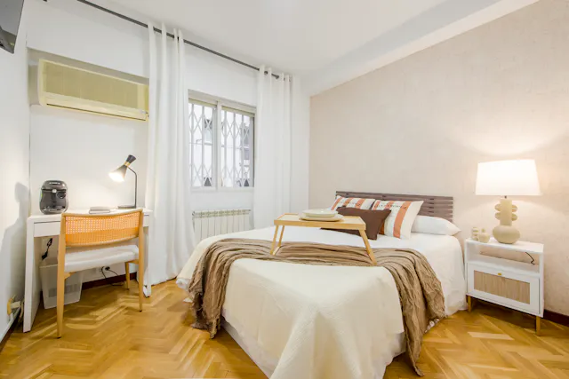 5-Bedroom Apartment in Paseo de los Olmos, Madrid (1726063) room image 1