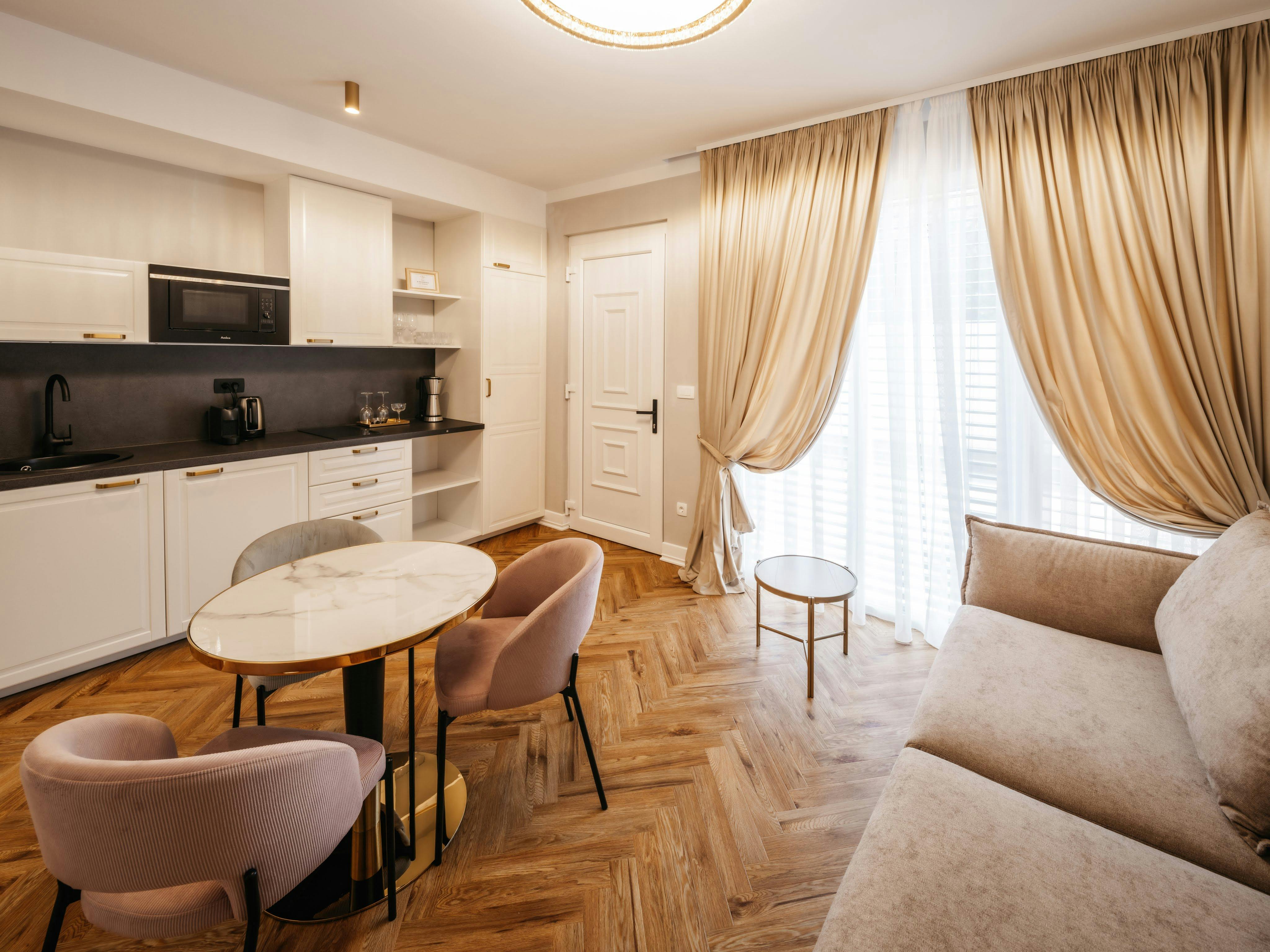 Saveljska cesta, Ljubljana preview