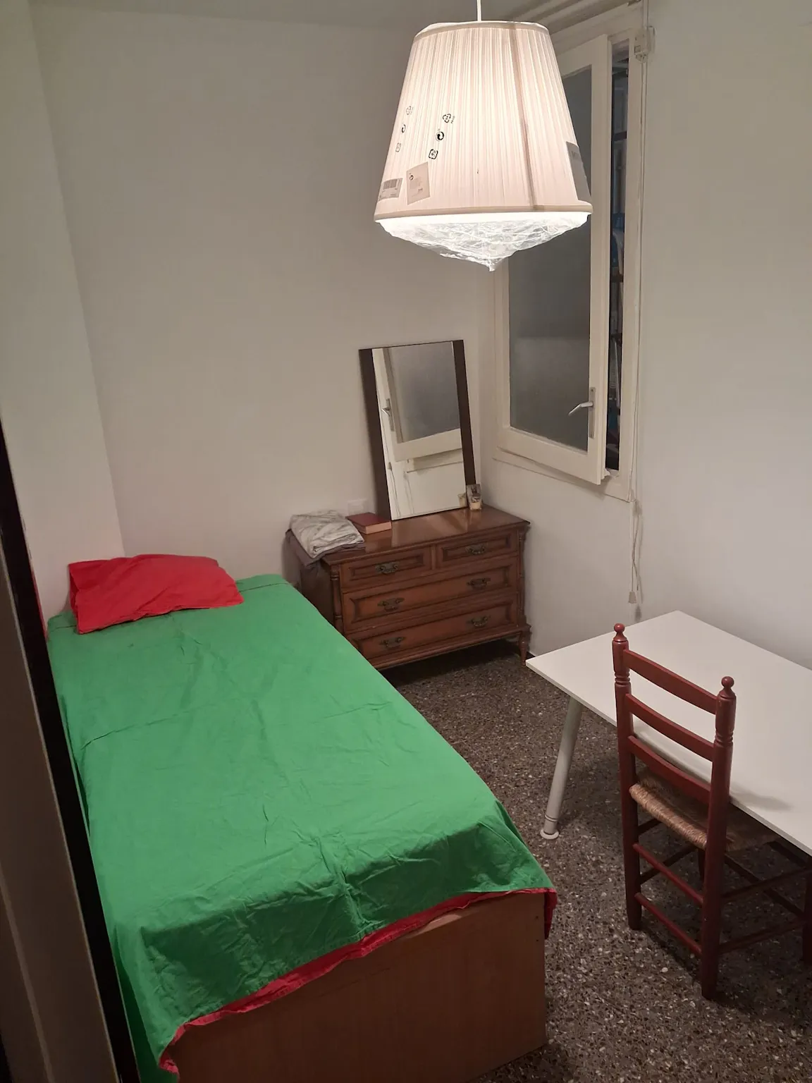 Carrer de Viladomat, Barcelona preview