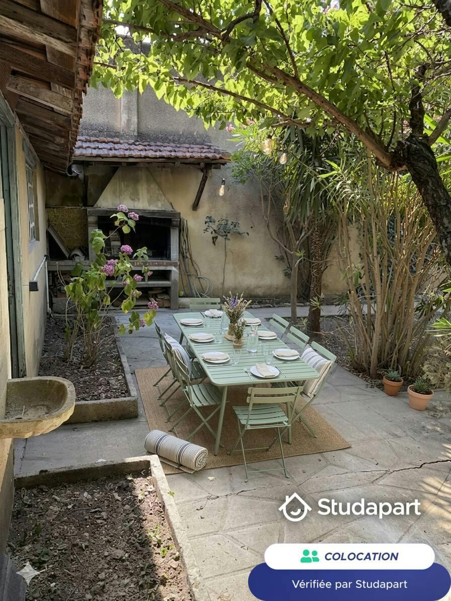 Pièce à Avignon