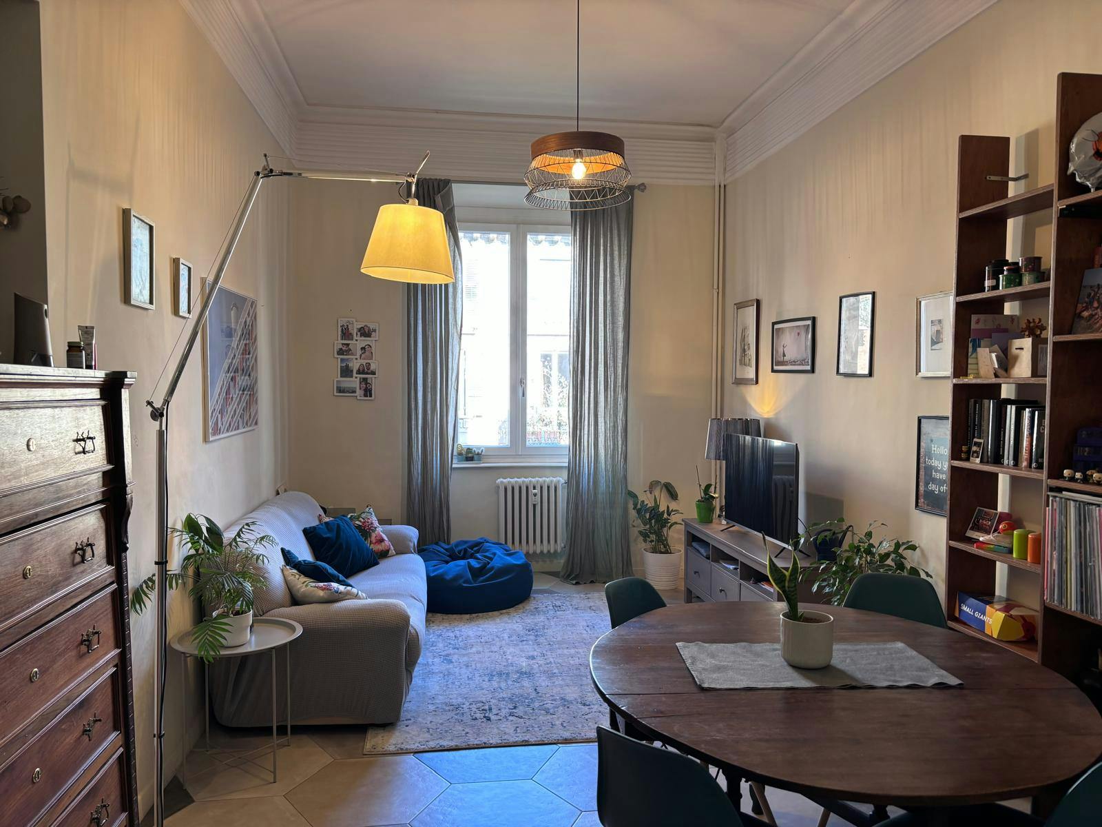 Apartament de închiriat pentru 880 EUR pe lună în Turin, Via Madama Cristina