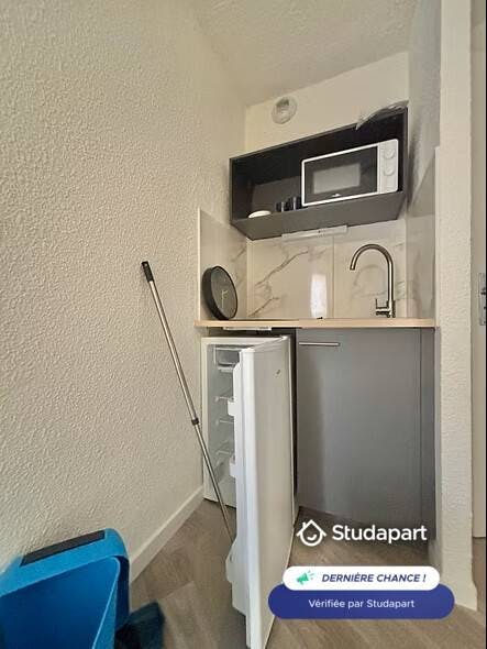 Apartament de închiriat pentru 575 EUR pe lună în Metz, Rue de Paris