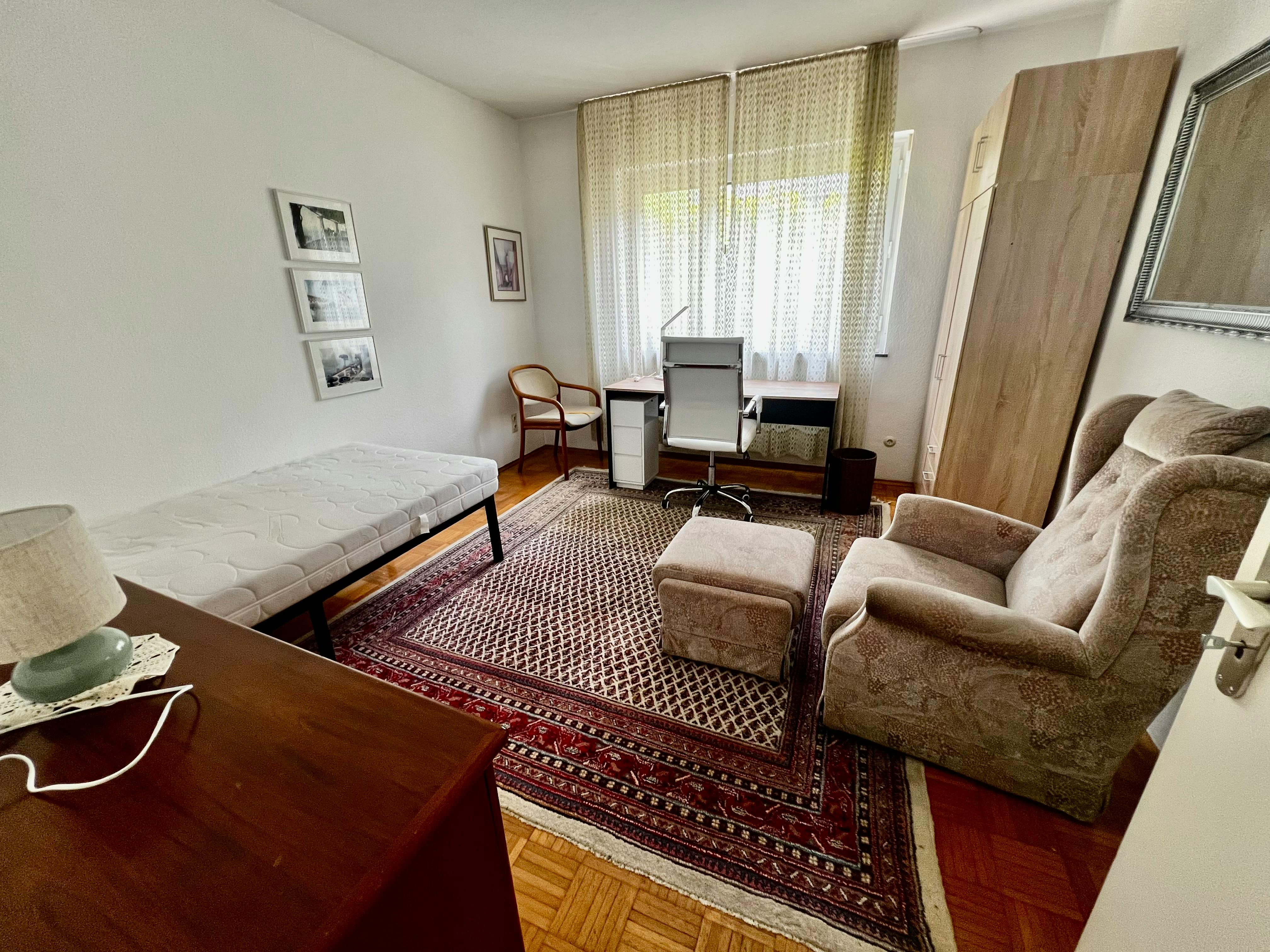 Private room for rent for €695 per month in Eschborn, Falkensteiner Straße