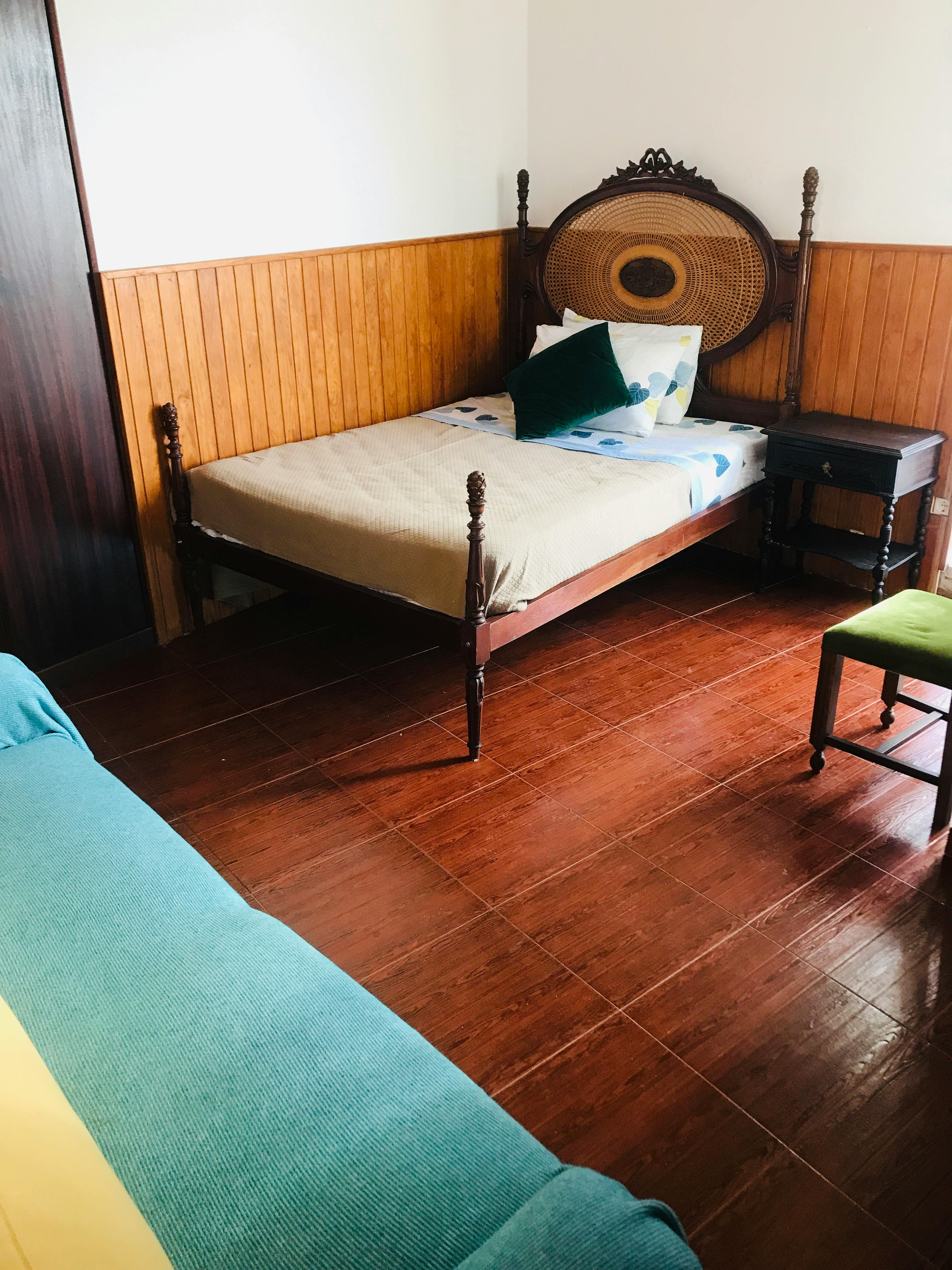 Privé kamer te huur voor € 500 per maand in Colares, Avenida Doutor Brandão de Vasconcelos