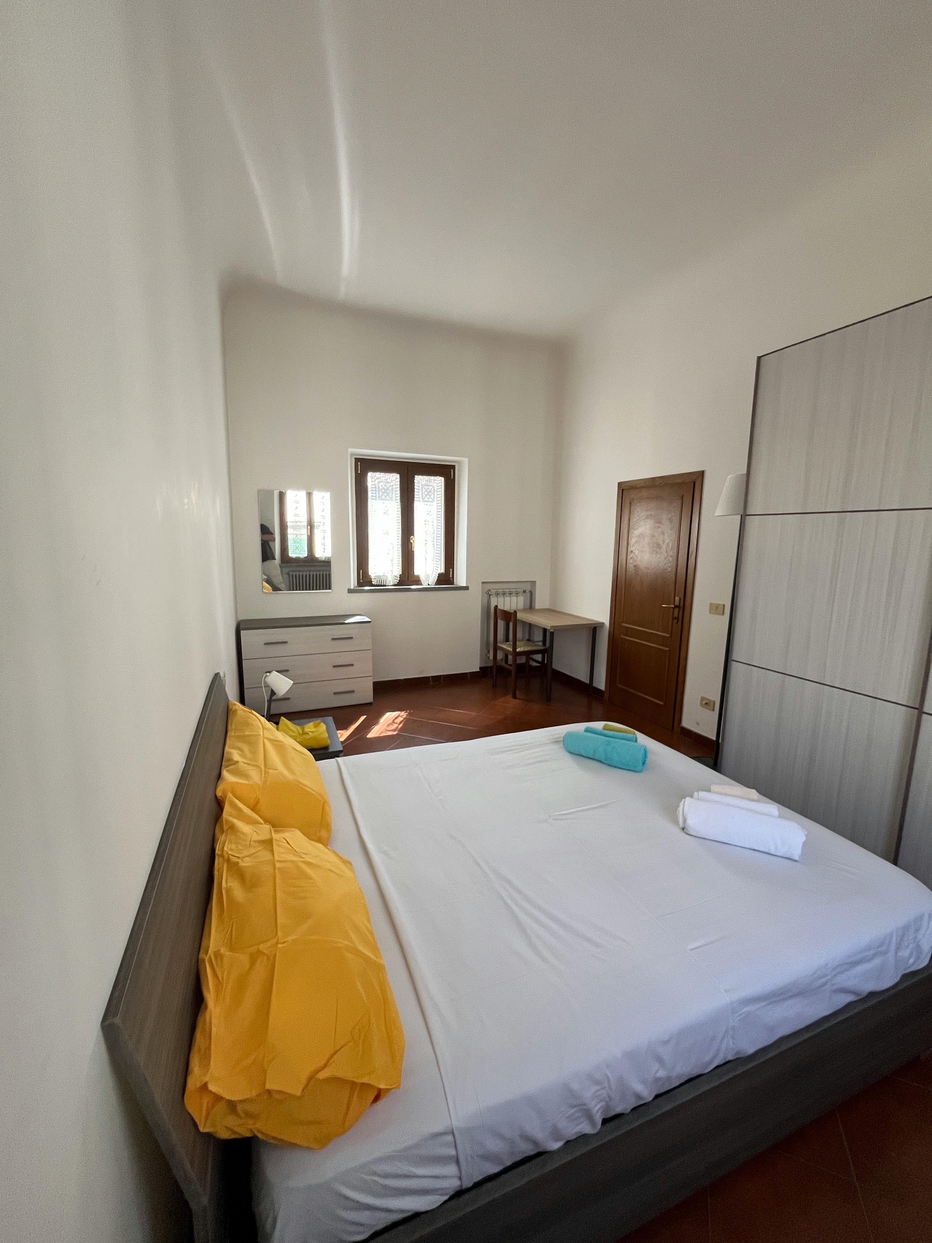 2-Bedroom Apartment in Via Guelfa, Florence (1726537) ROOM 1