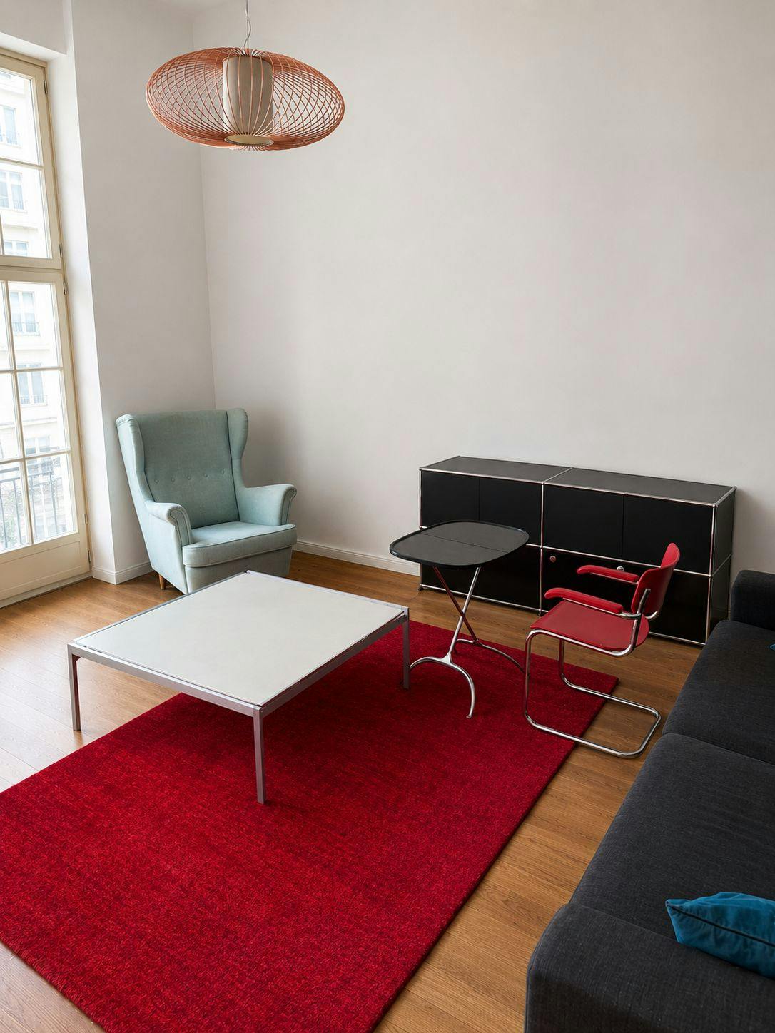 单间公寓 正在以 €1,350 的月租出租，其位于 Berlin, Kurfürstendamm