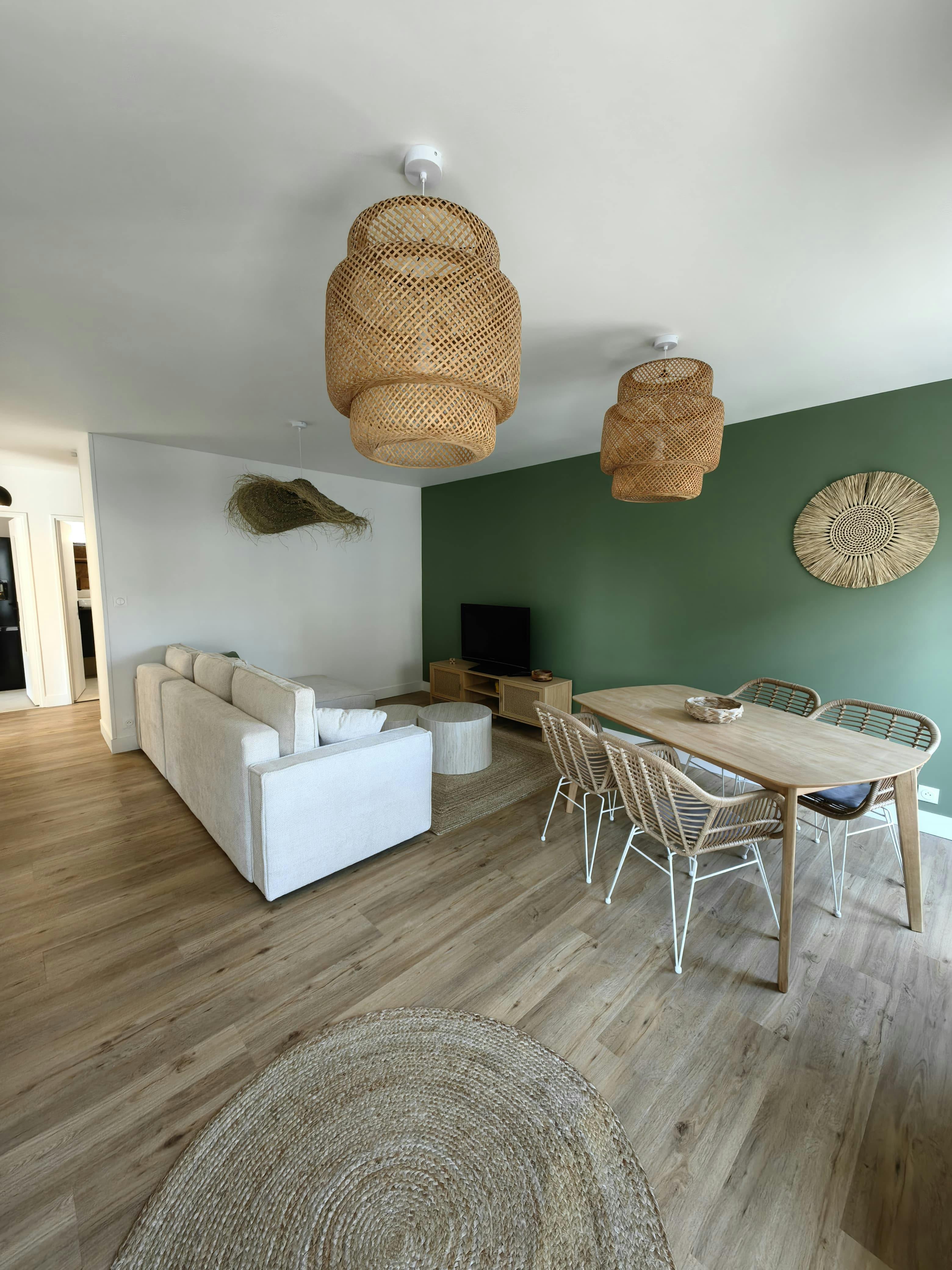 Apartament de închiriat pentru 1.550 EUR pe lună în Bordeaux, Rue Camille Godard