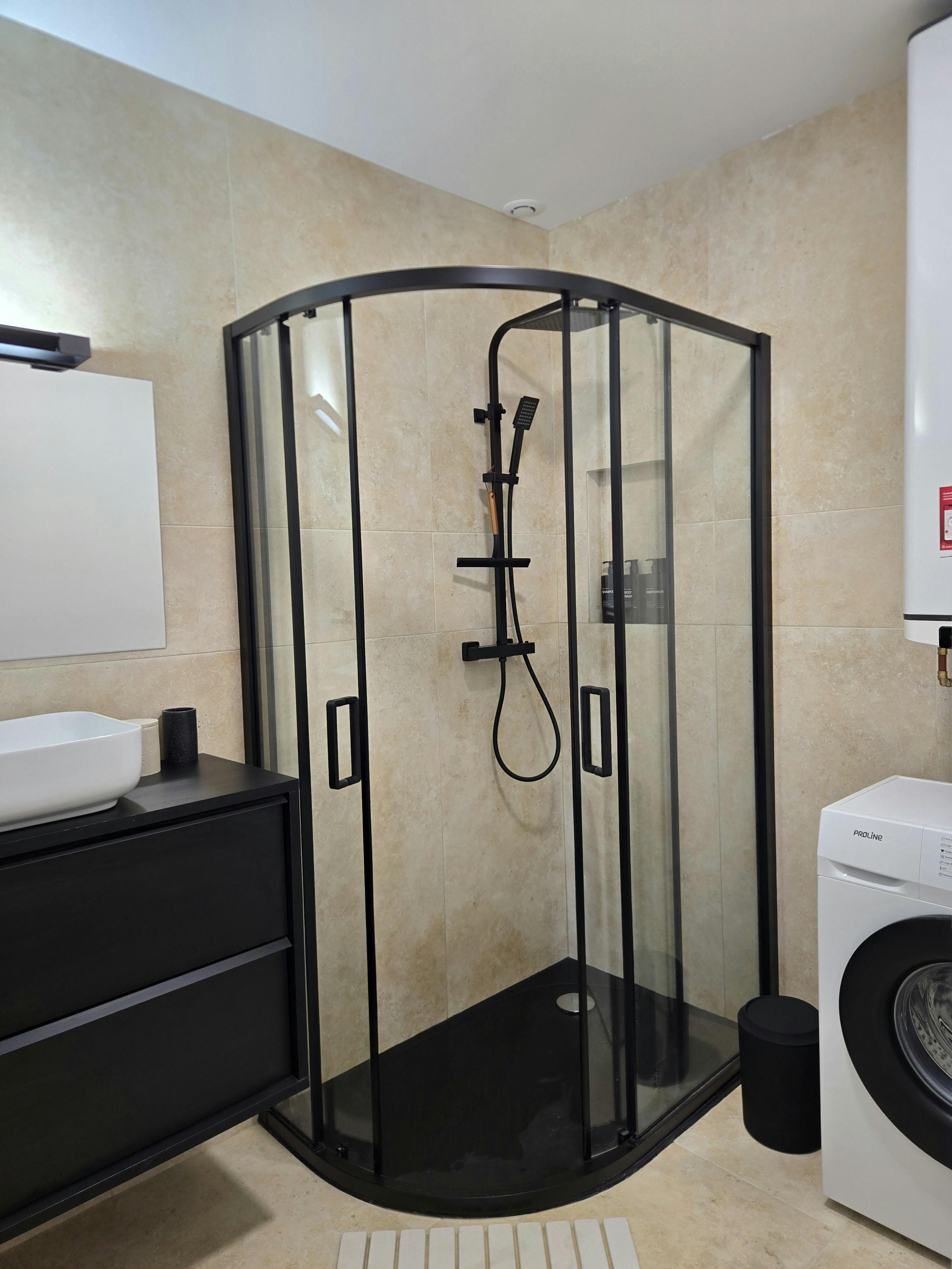 2-Bedroom Apartment in Rue Camille Godard, Bordeaux (1726559) ROOM 4