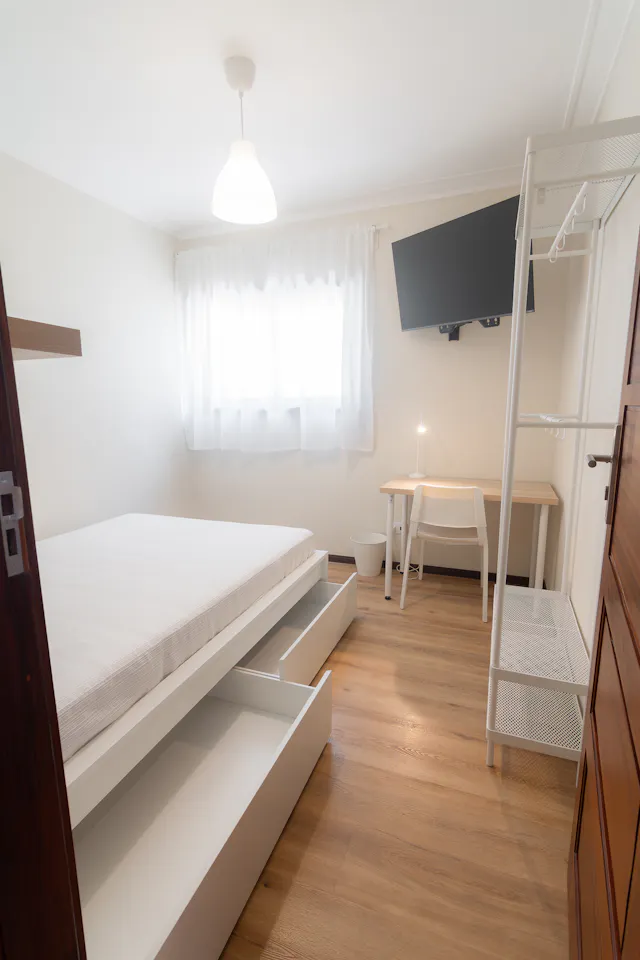 Private room in Rua Henrique Galvão, Vila Nova de Gaia (1726580) room image 2