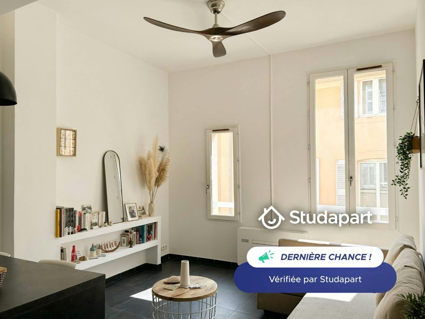 Appartement à louer pour 1 250 €/mois à Aix-en-Provence, Rue de la Couronne